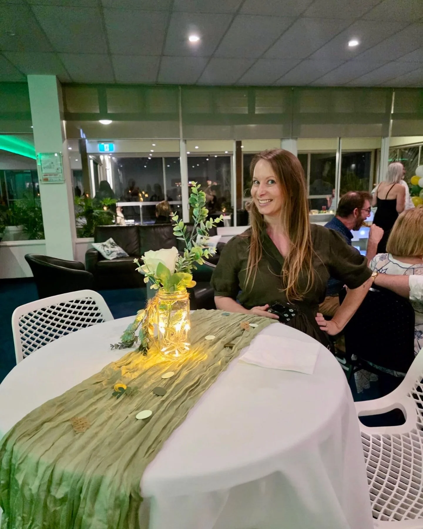 What do you get when you book this content creator for your wedding?

✨A new bestie who is just as excited about your wedding day as you!
✨A ninja in a nice dress who will sneak around getting candid photos and video snippets of you and your guests
✨