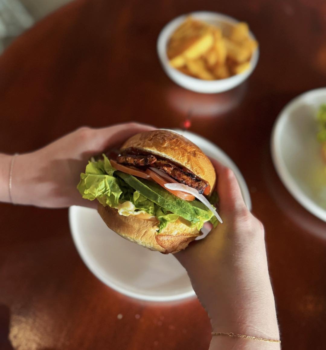 Have you been in to try our new Burger menu yet? Six new flavours to choose from! Available for lunch time only, five days a week. 🍔
