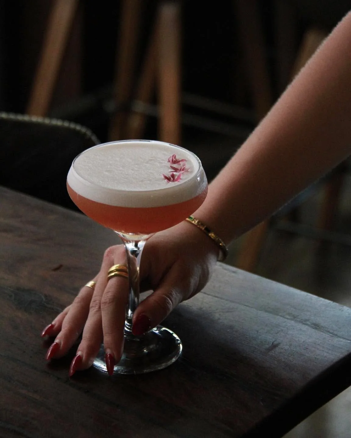 Rewarding yourself with a cocktail because it&rsquo;s been a long week (yes it&rsquo;s Wednesday). 🍸