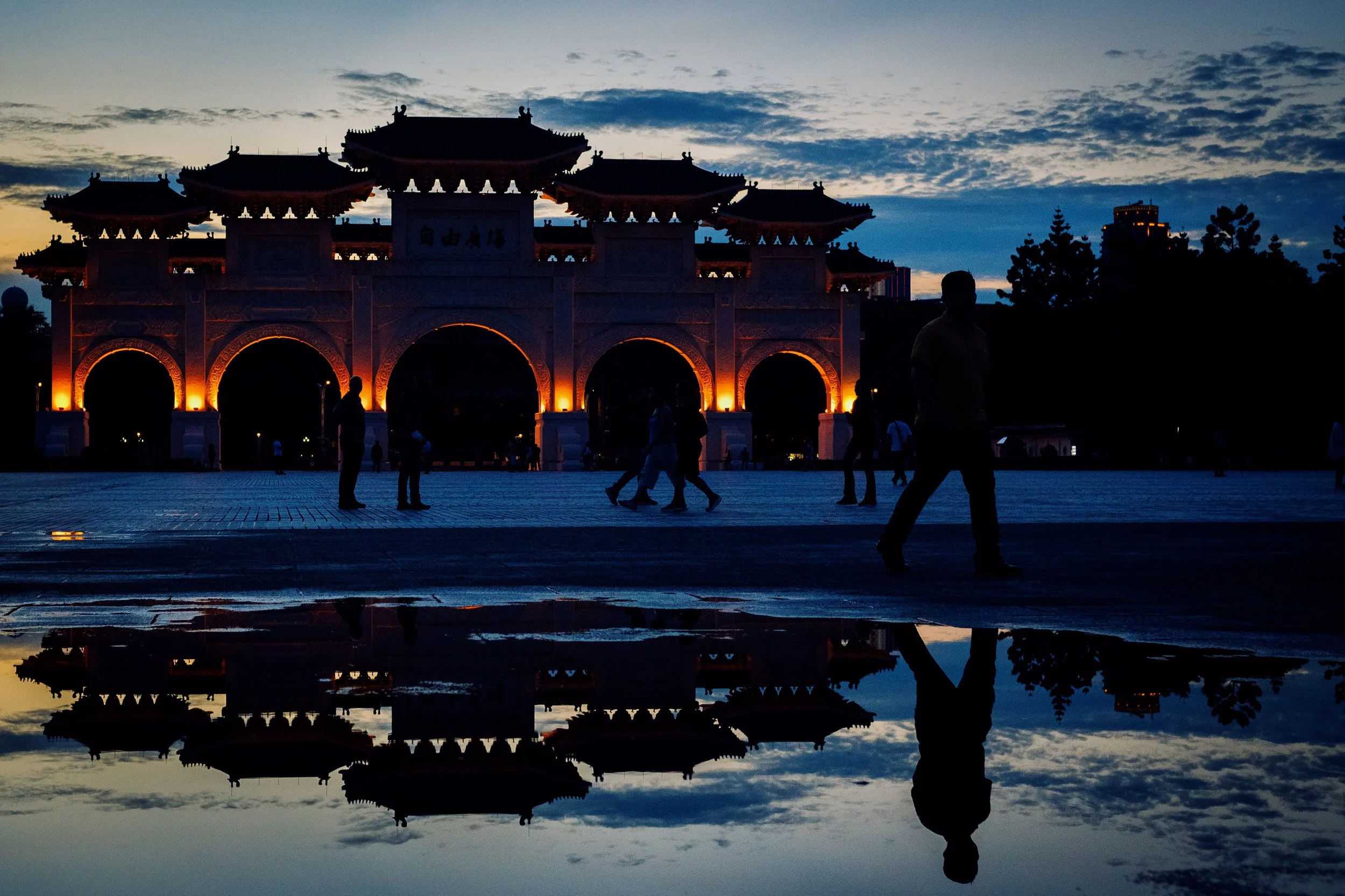 Portrait-192.jpg