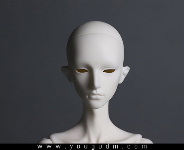 SIRIUS
 blank head
 
 head circumference- 20.5 cm
 wig size approx. 8 inches
 for 70cm body / 9 cm neck