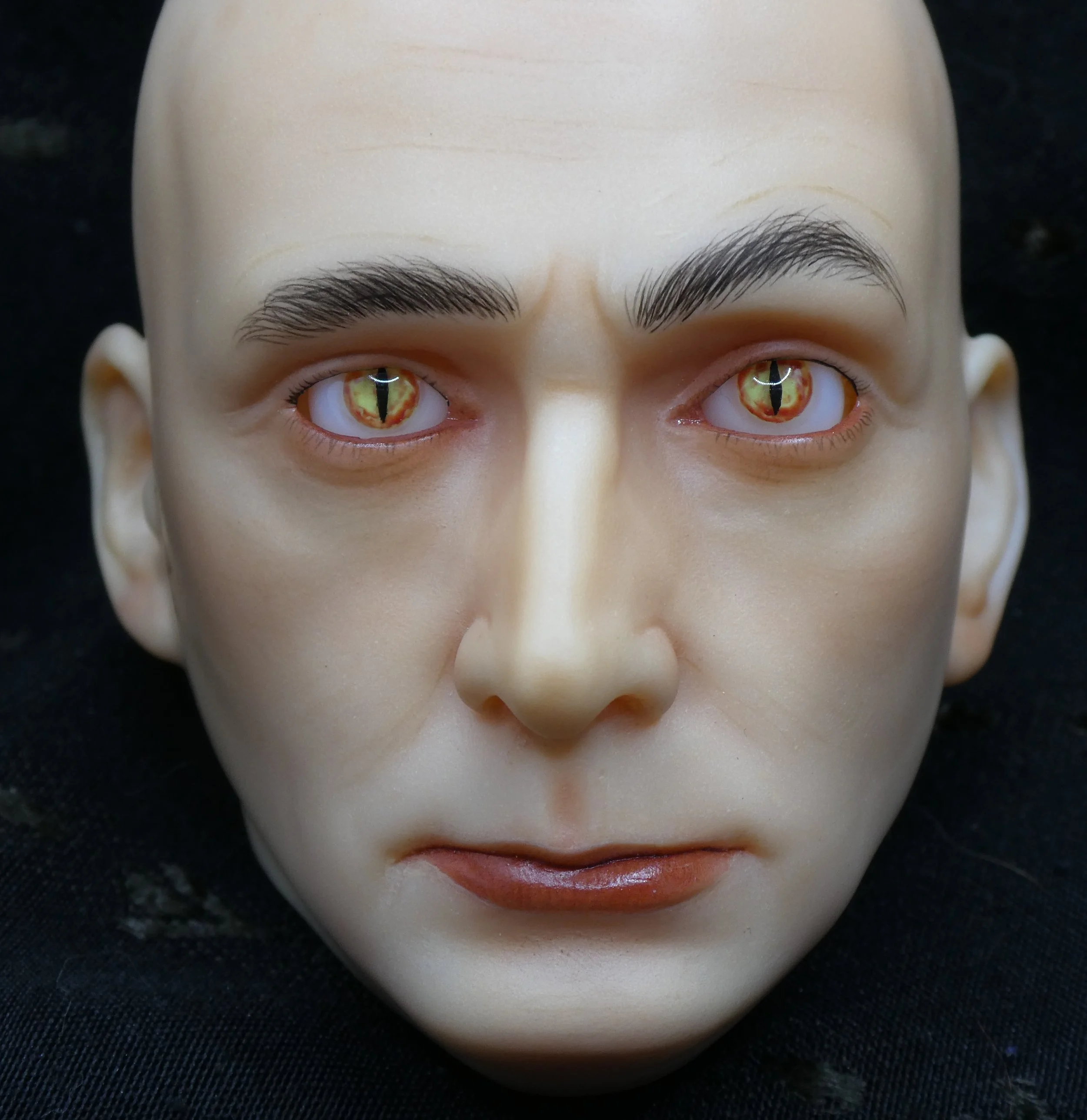 Huli Dolls
 
Crowley