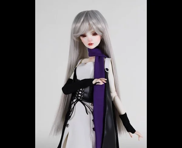 SILINA 
 color in the picture is white skin 
 B4-11 Body