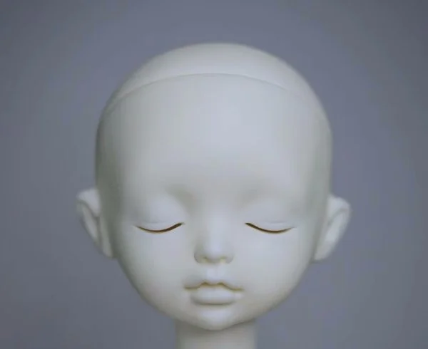 TANK
 BLANK HEAD ONLY
 
 head circumference- 16.5 cm 
 wig size approx. 6-7 inches
 for 28cm body / 6.5 cm neck
 eye size 14 mm
