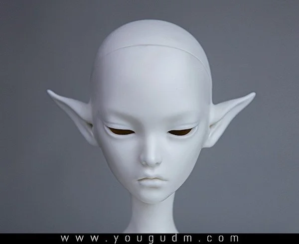 FREYJA 
 BLANK HEAD ONLY 
 
 head circumference- 17.5 cm 
 wig size approx. 6-7 inches
 for 46cm body / 6.8 cm neck
 eye size 14 mm
