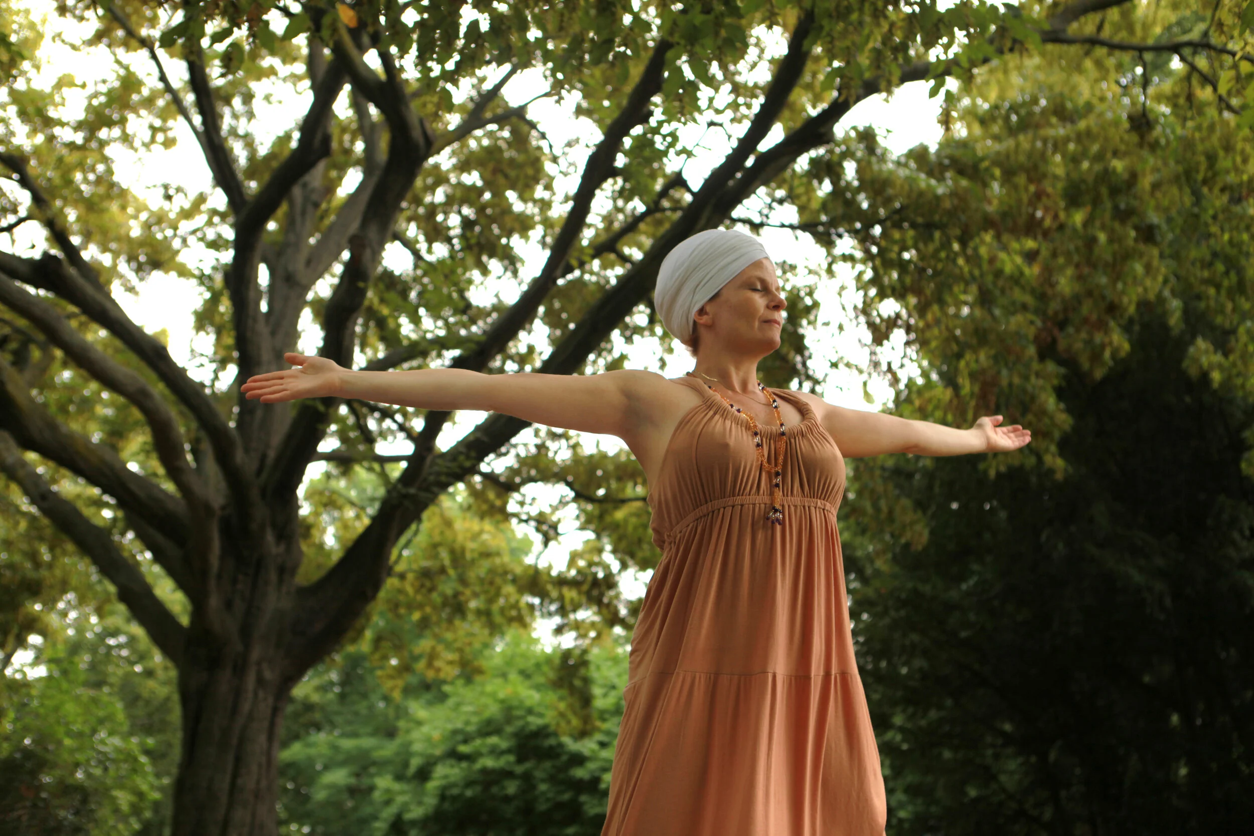  Rabea Kiel  Yoga Teacher, Deep Democracy Facilitator &amp; Screen Director  Berlin, 2020 