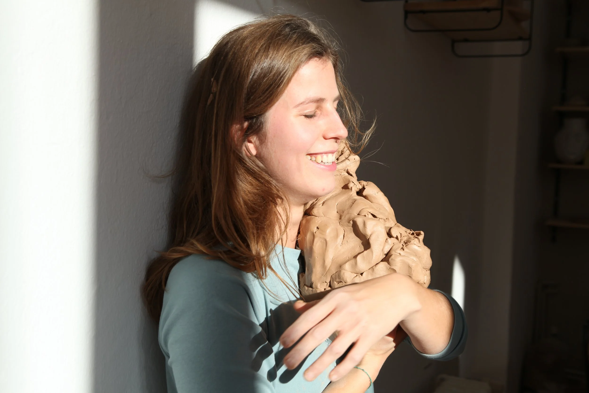  Yolande Lustermann  Embodiment Therapist,  Ceramic Artist  Berlin, 2022 