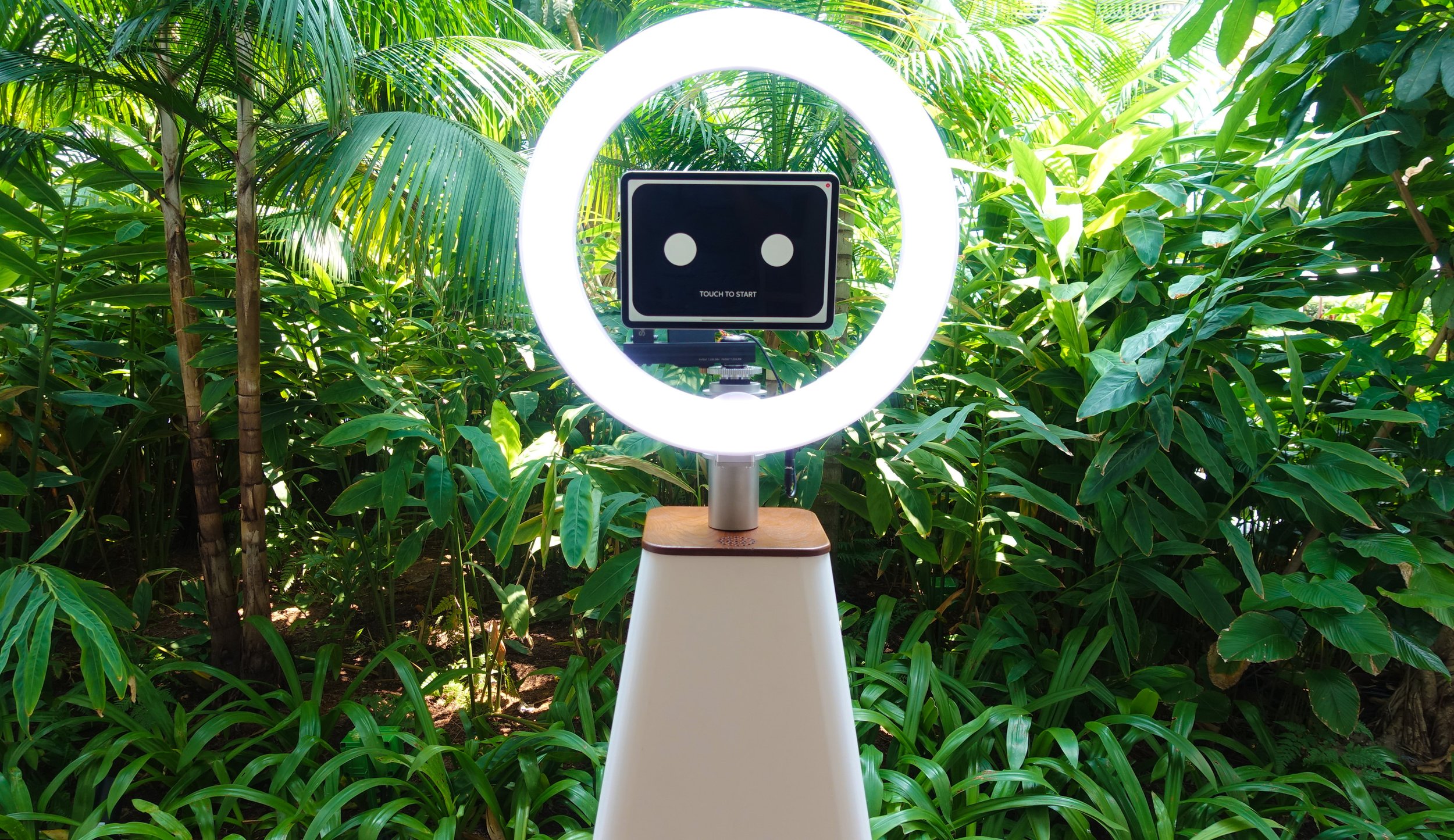 selfiebotSingapore-18.jpg