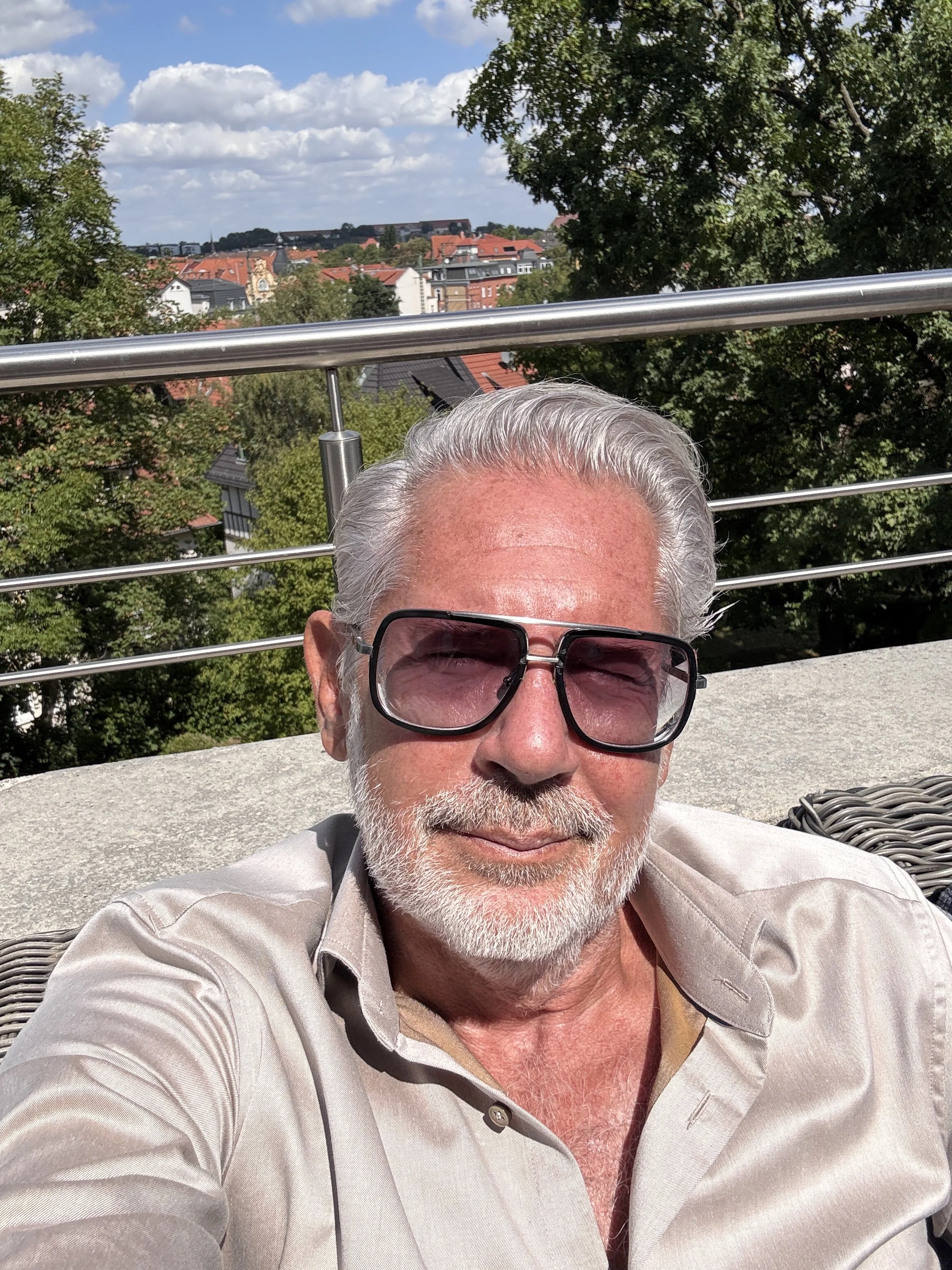 Lieber einer von vier als einer von 80.000: Frank Fröschke über Neuanfänge, Förderdschungel und Orte, die KI nicht ersetzt