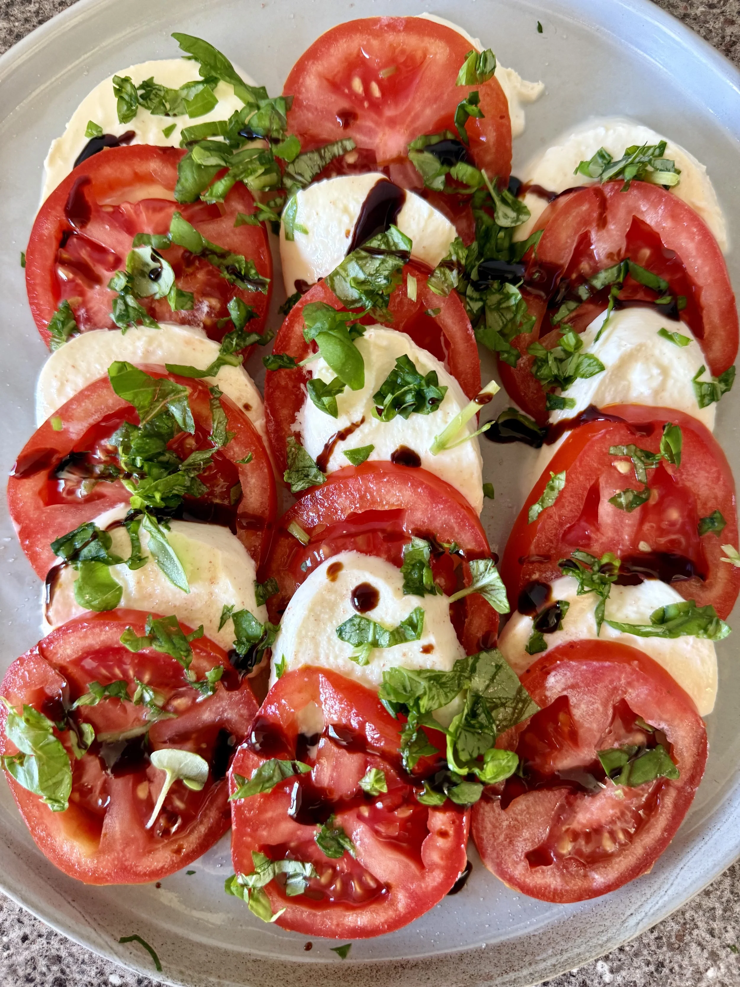 Tomato &amp; Mozzarella Side Salad