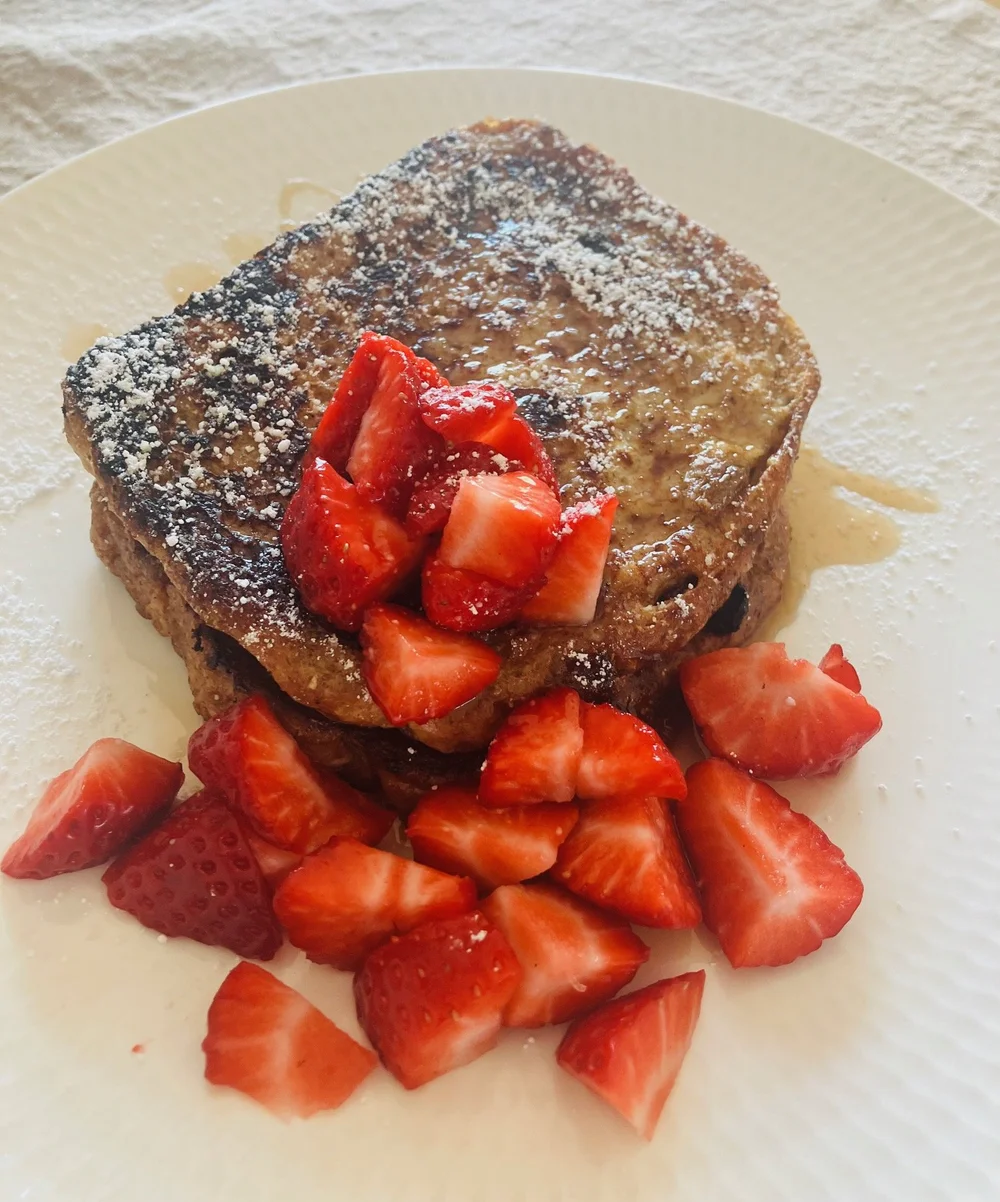 Raisin Bread French Toast with Maple Syrup, and Strawberries | A ...