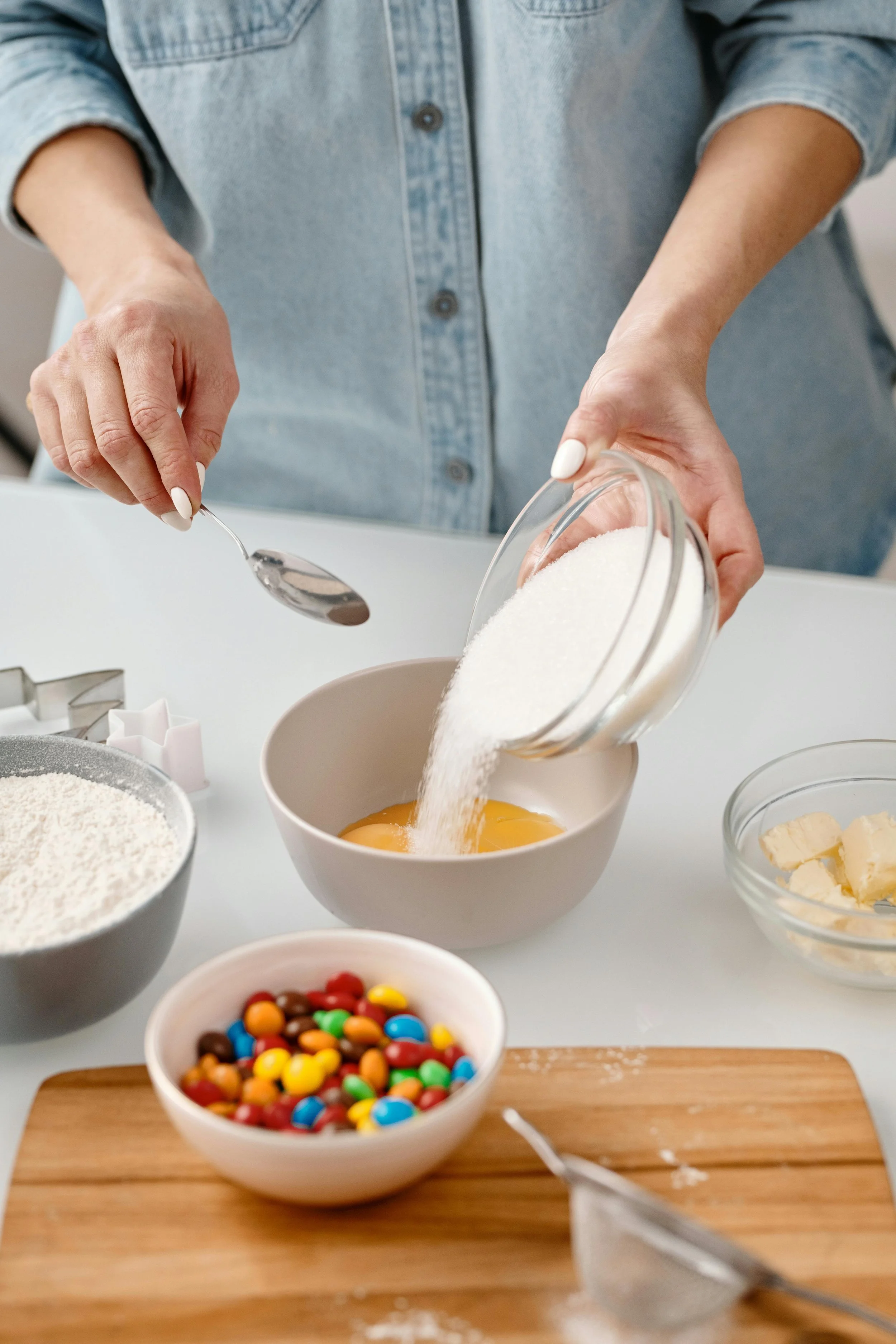 Refined sugar: pure, white and deadly