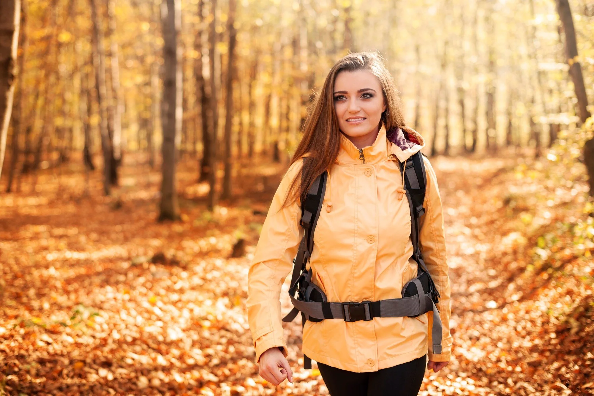 beautiful-female-hiker-forest_329181-163.jpg