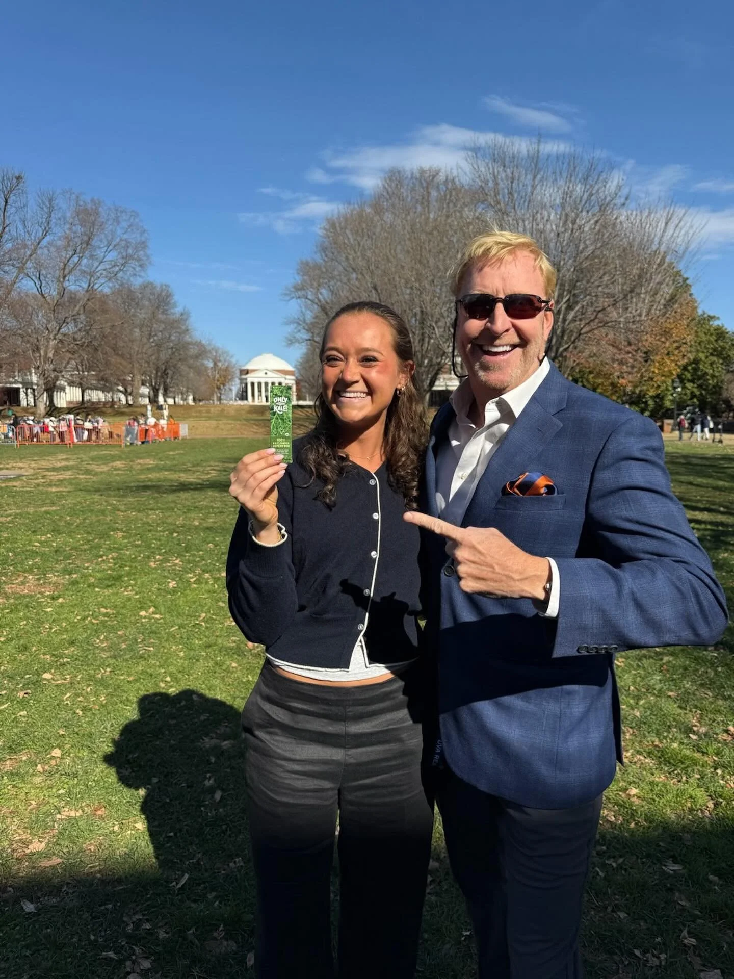 Our OnlyKale CEO, Charlie Szoradi was at a conference Friday at the University of Virginia and had a chance to meet with student and marathon runner, Zoe Walker! Keep crushing it, Zoe!
#OnlyKale #MarathonRunner #StudentAthlete #Sustainability #Health