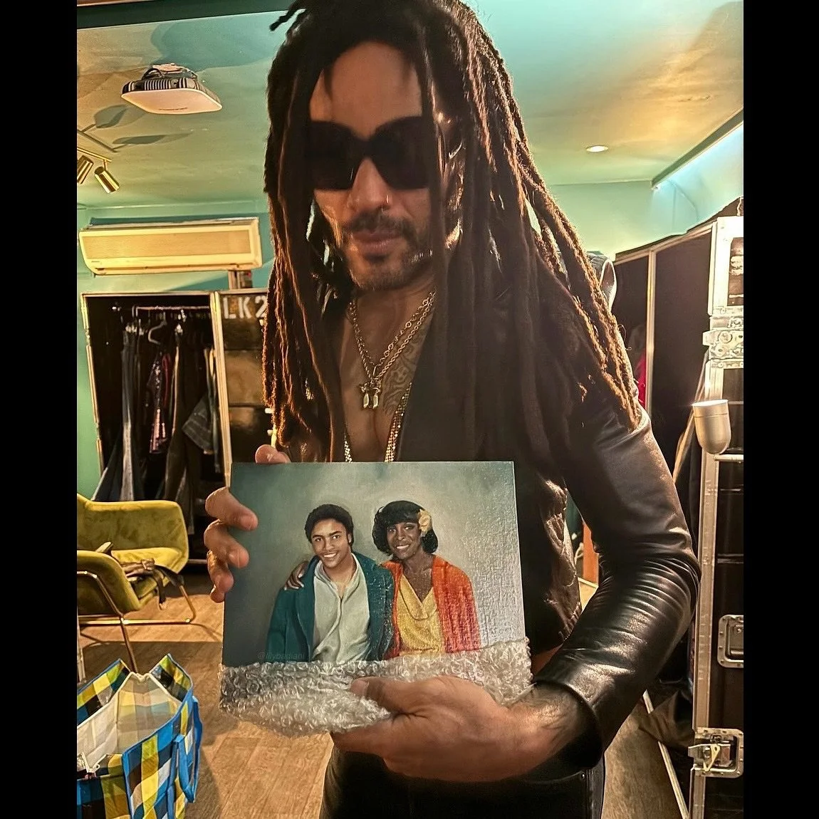 Lenny Kravitz and Roxie Roker⁣
⁣
This oil painting was commissioned as a gift for @lennykravitz ! Such a wonderful opportunity and a huge thank you to Evadney Keith for commissioning me!
⁣
This is only my second time oil painting people, and I must s