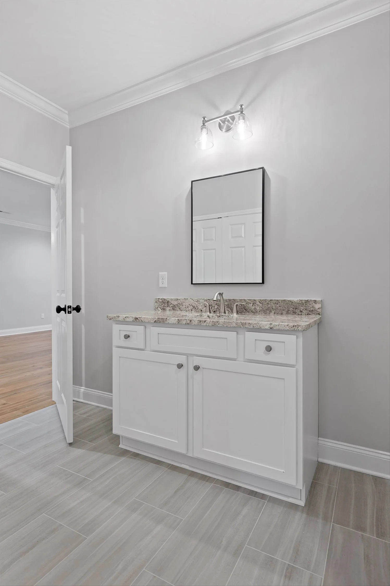 24-Winding Ln-22.jpg