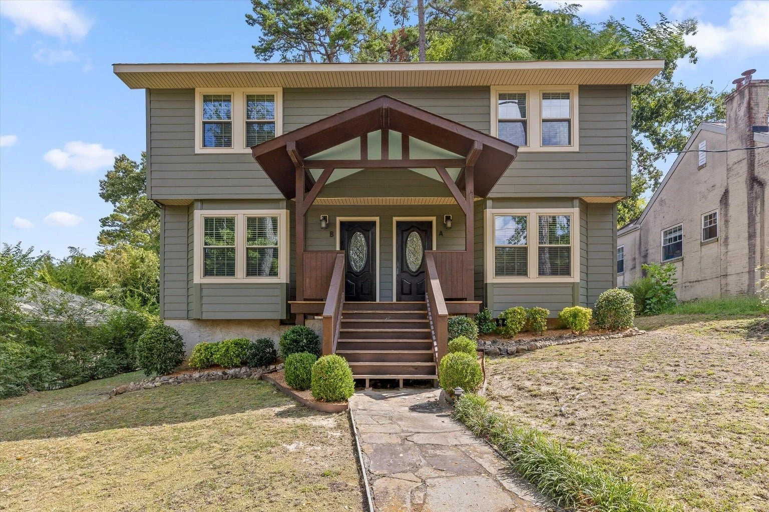 1204 W Mississippi Avenue