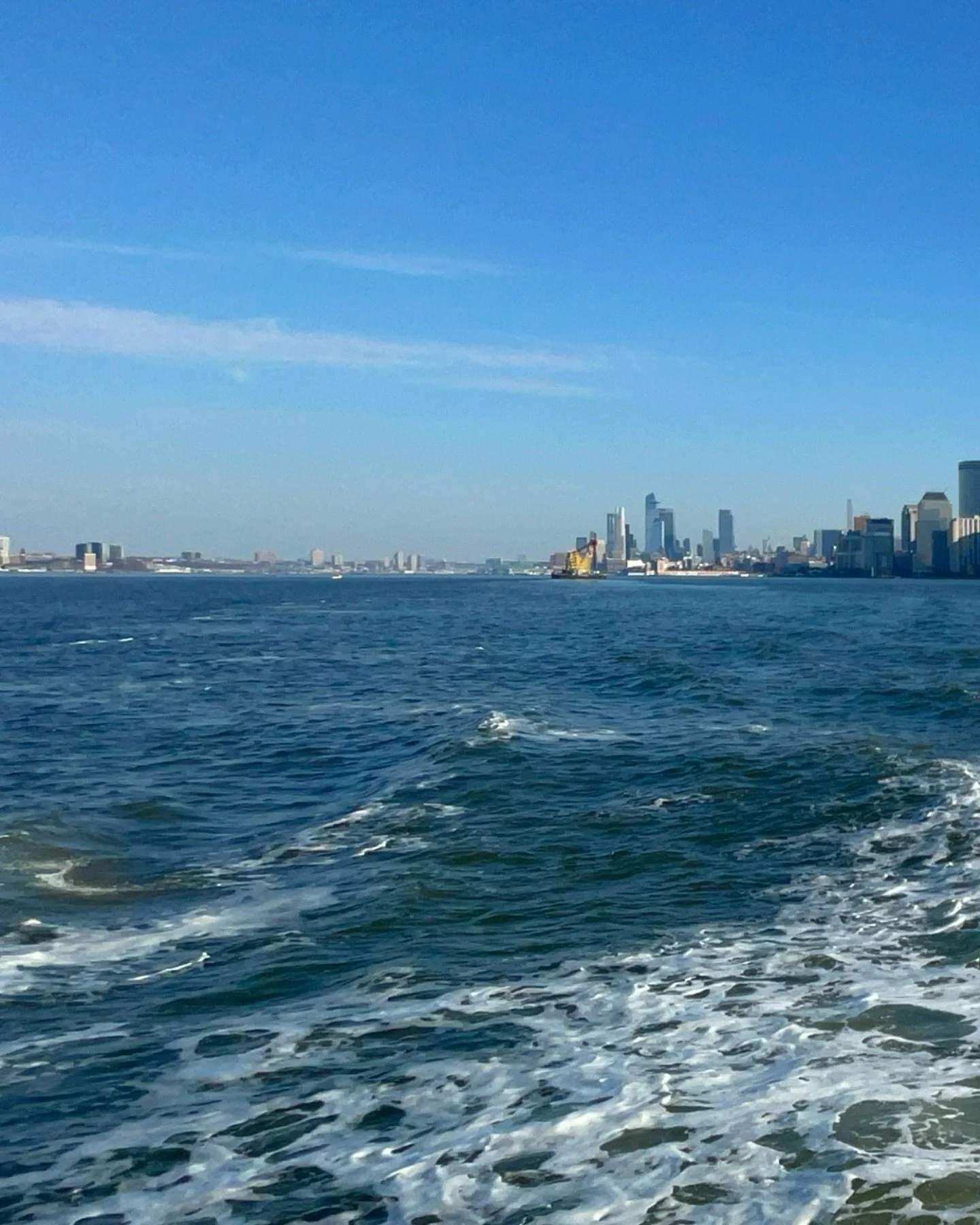 From: "NYC view from a Ferry"
Meditation 5 minutes
Link in Bio
