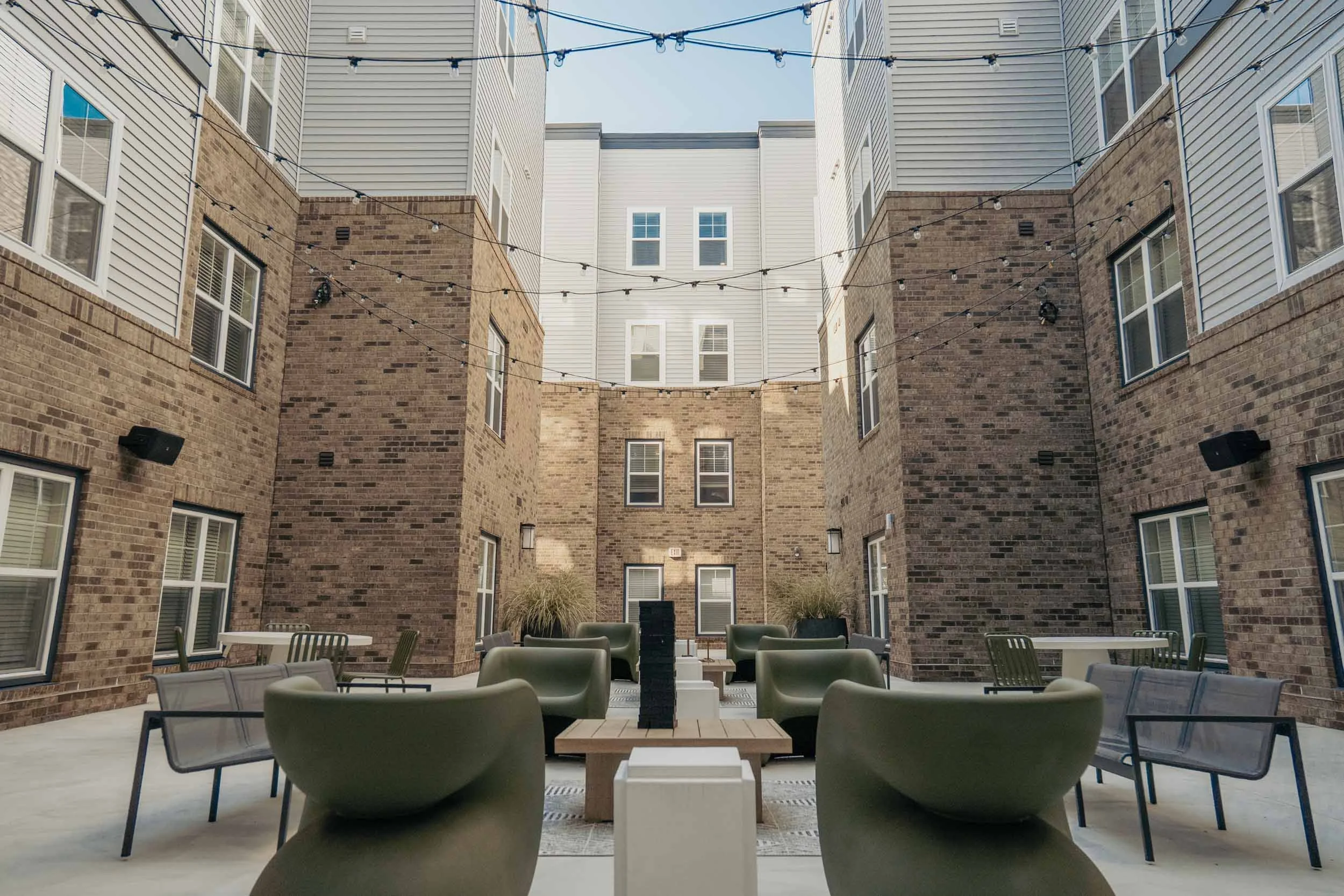 Gateway Lofts Cincinnati | Apartments in Cincinnati, OH | Courtyard