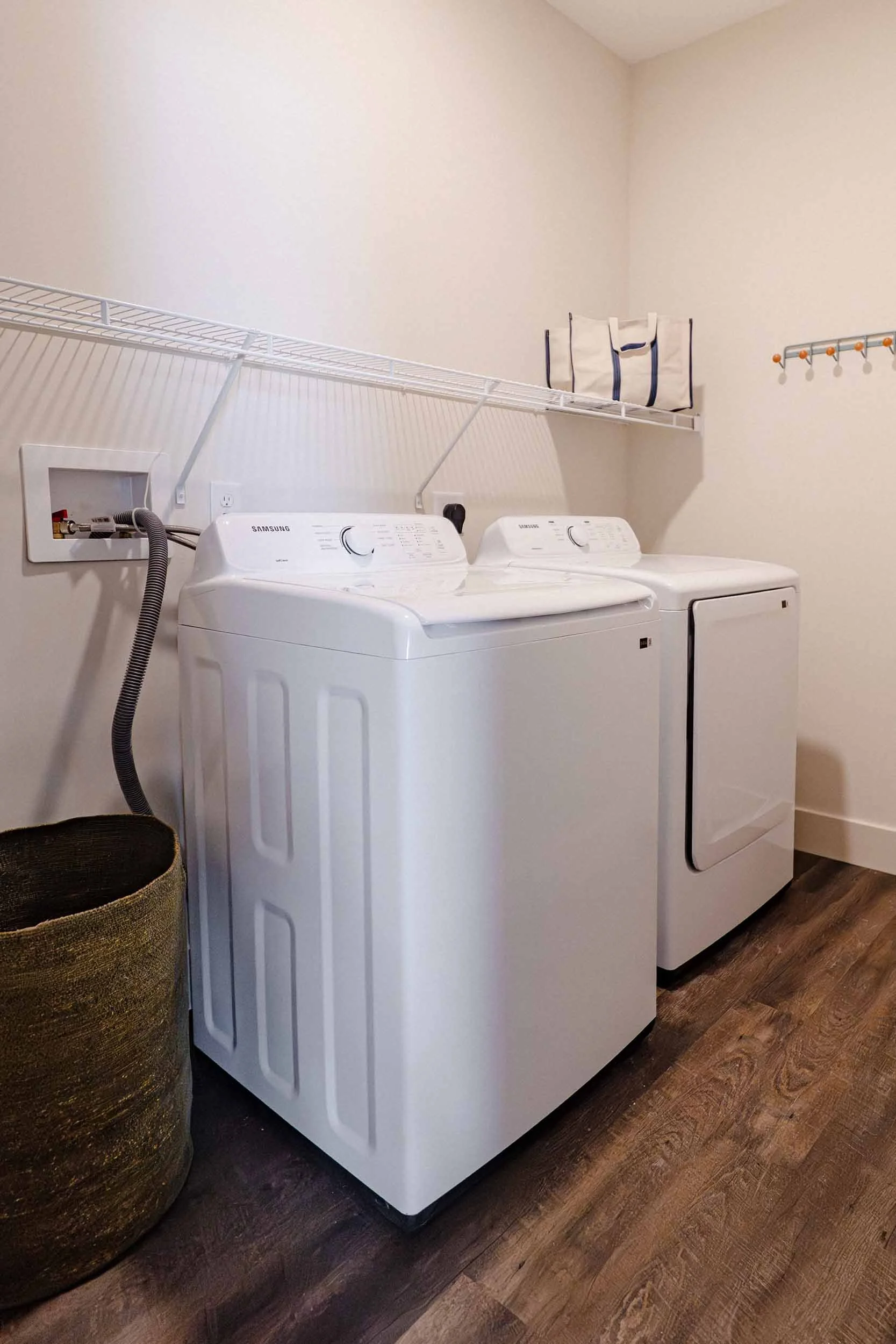 Gateway Lofts Cincinnati | Apartments in Cincinnati, OH | In-Unit Washer and Dryer