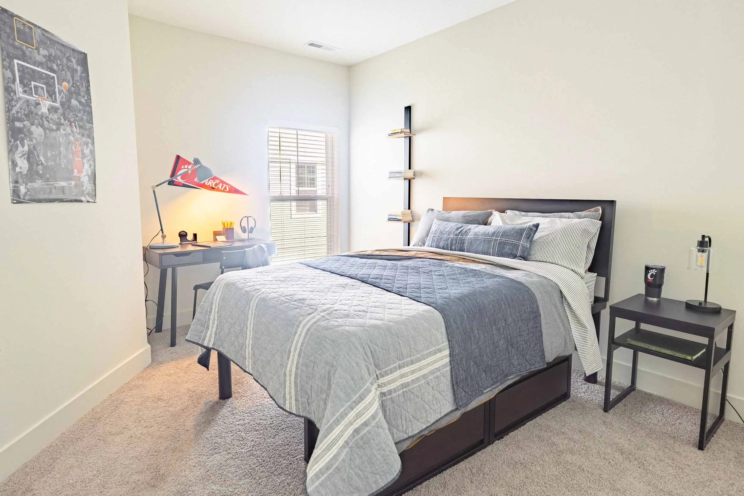 Gateway Lofts Cincinnati | Apartments in Cincinnati, OH | Bedroom