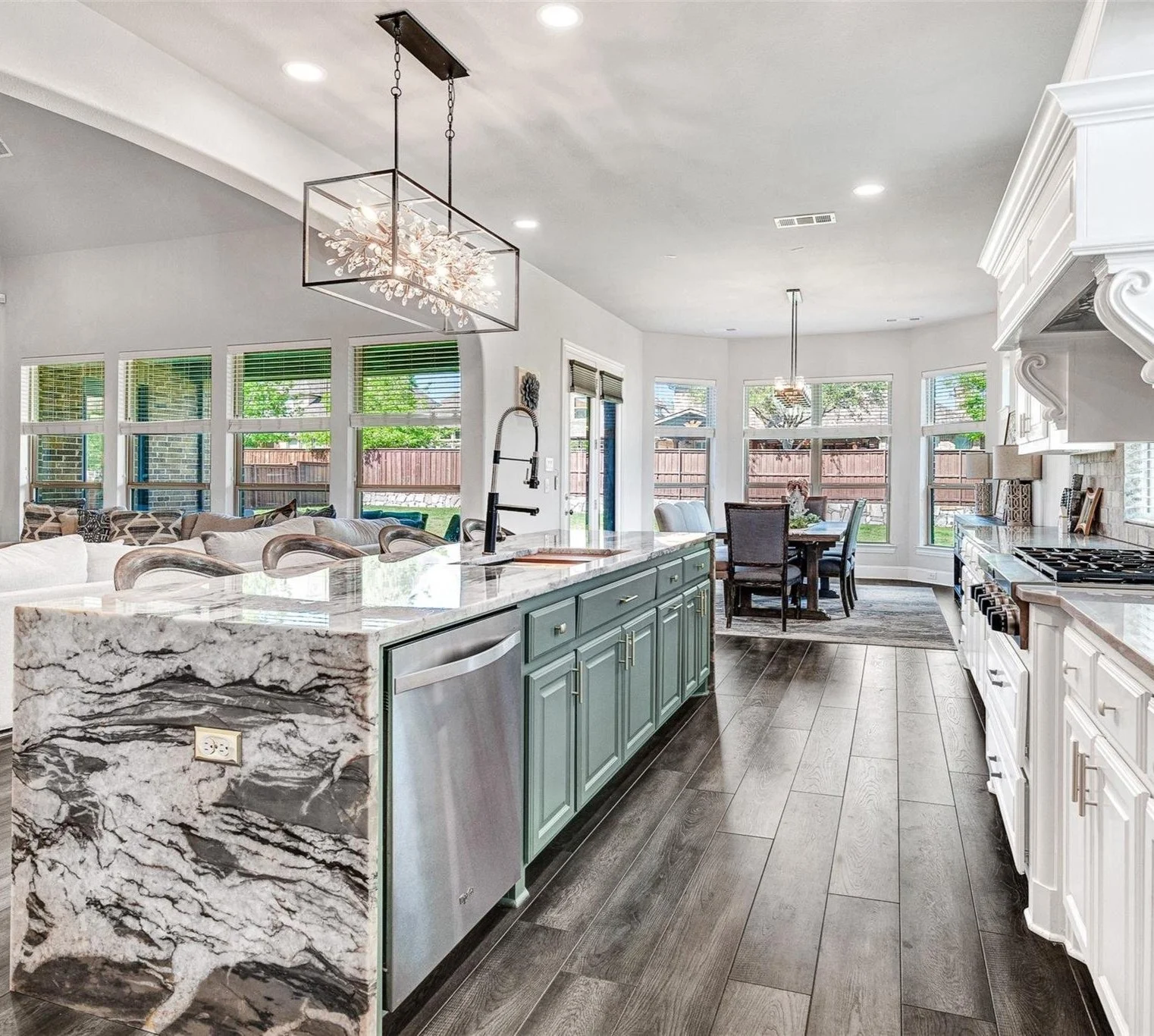 Callander Kitchen6.jpg