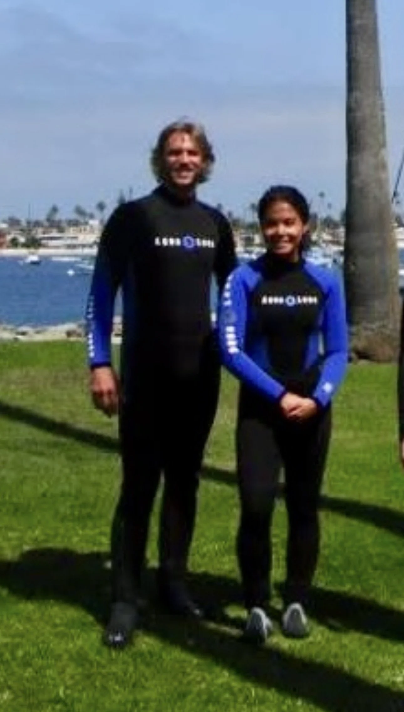 Scuba instructor in San Diego with a student before scuba diving in La Jolla