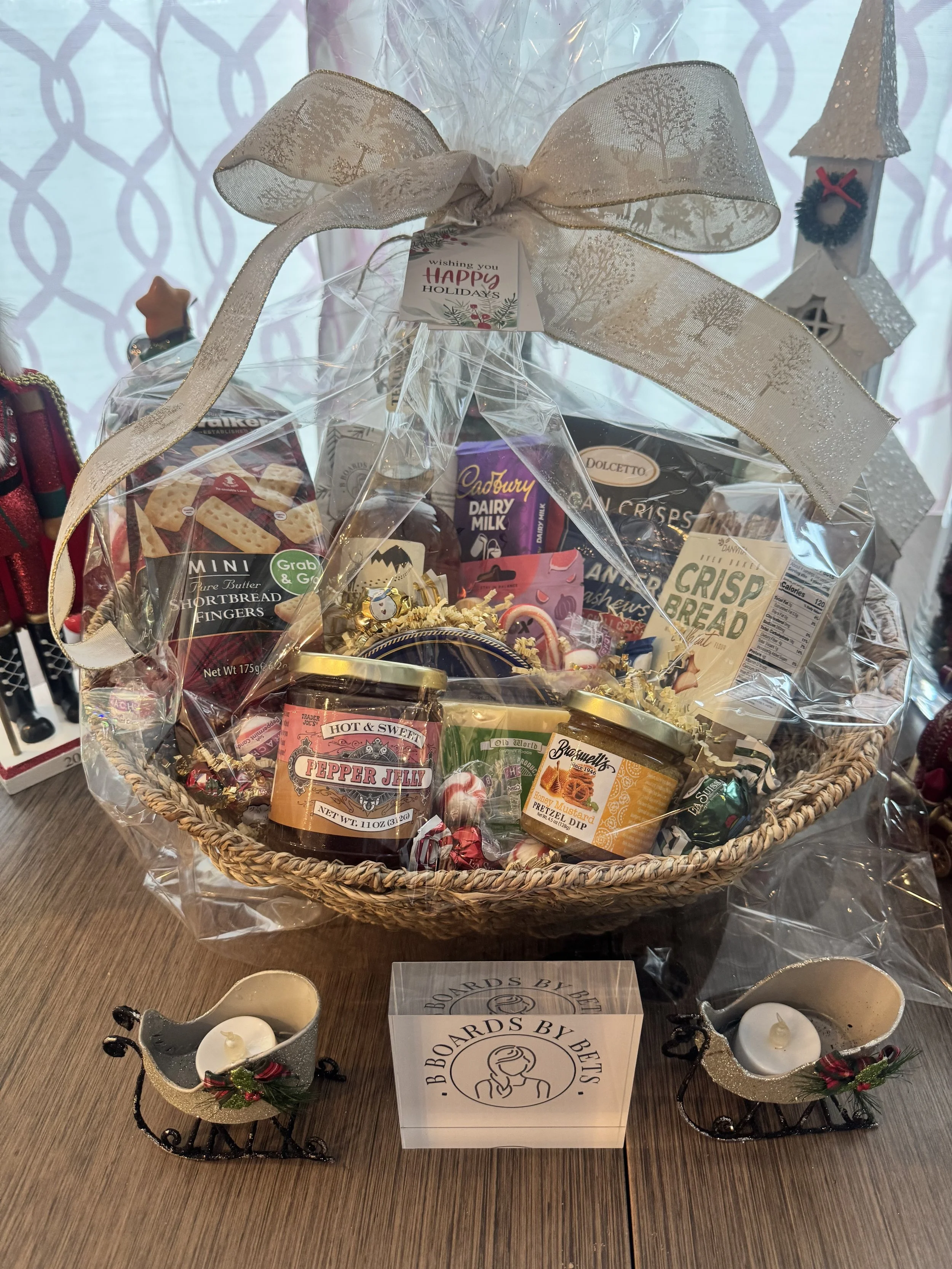 basket - holiday.jpg