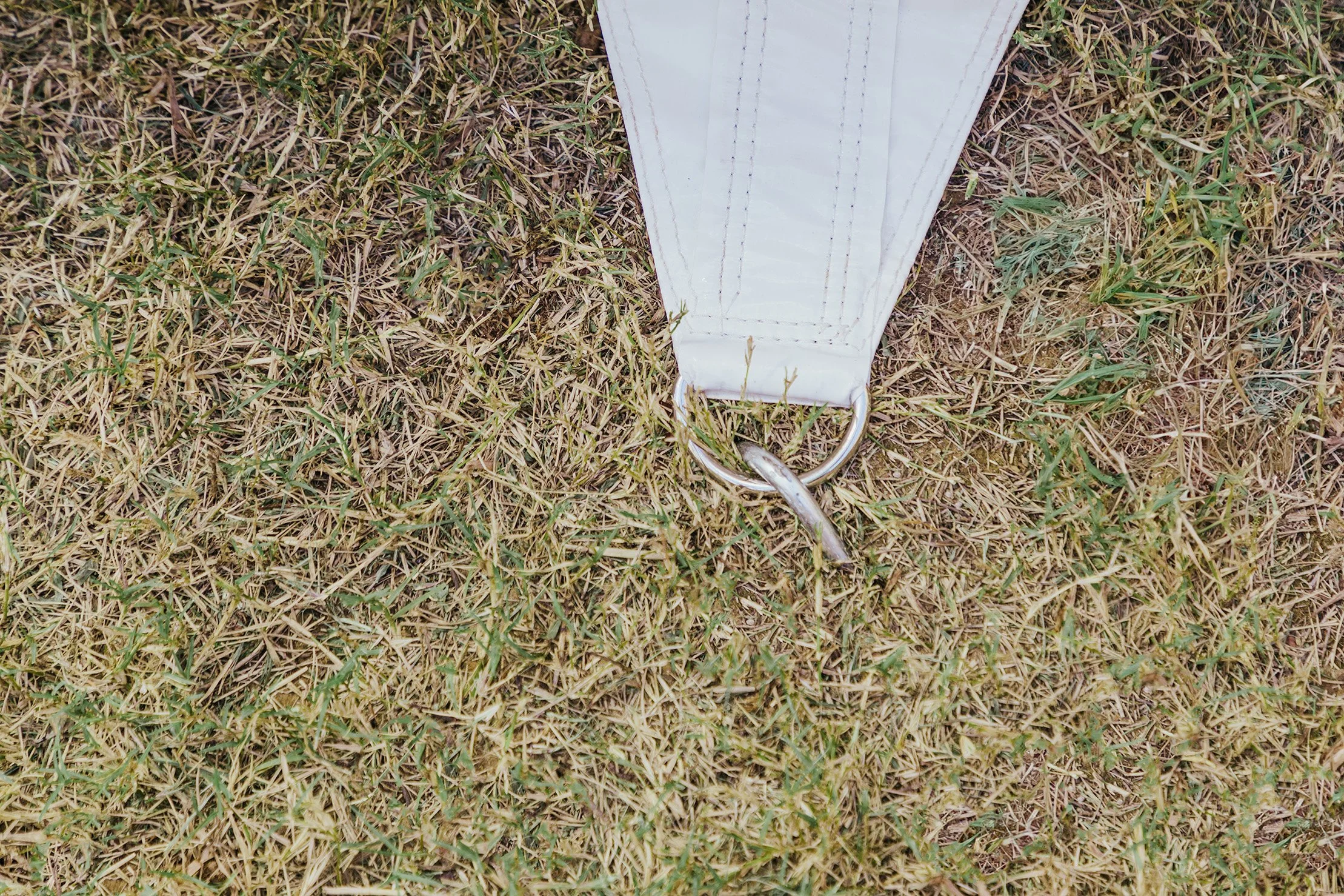 Ground hook in the ground