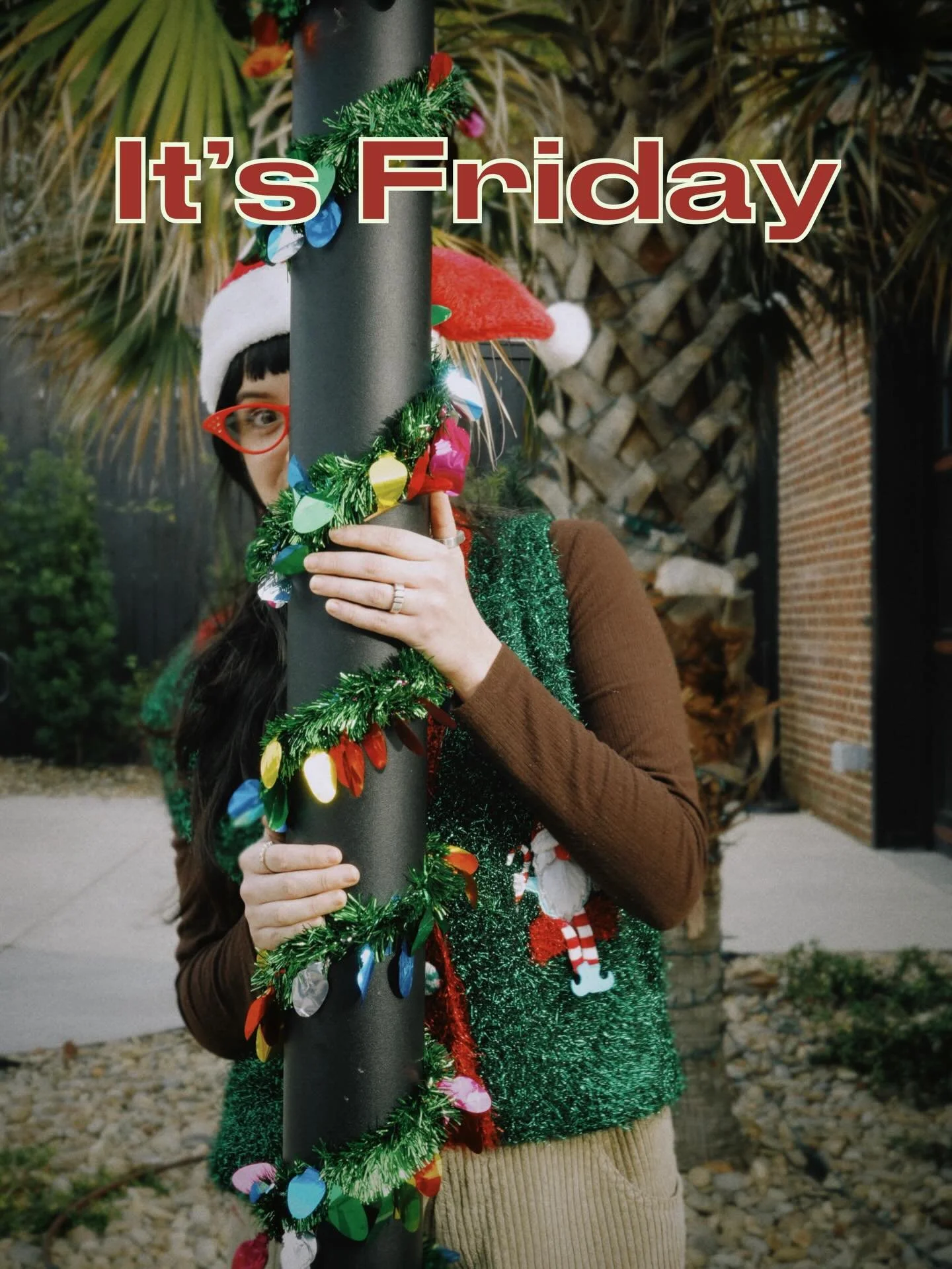 It&rsquo;s the Friday before Christmas, and we&rsquo;re feeling mischievous! Stop in this weekend for your favorite holiday brews, cocktails and more! 🎅🏻🎄🍺

#christmas #holidaybeer #southcarolina #columbia #columbiasc