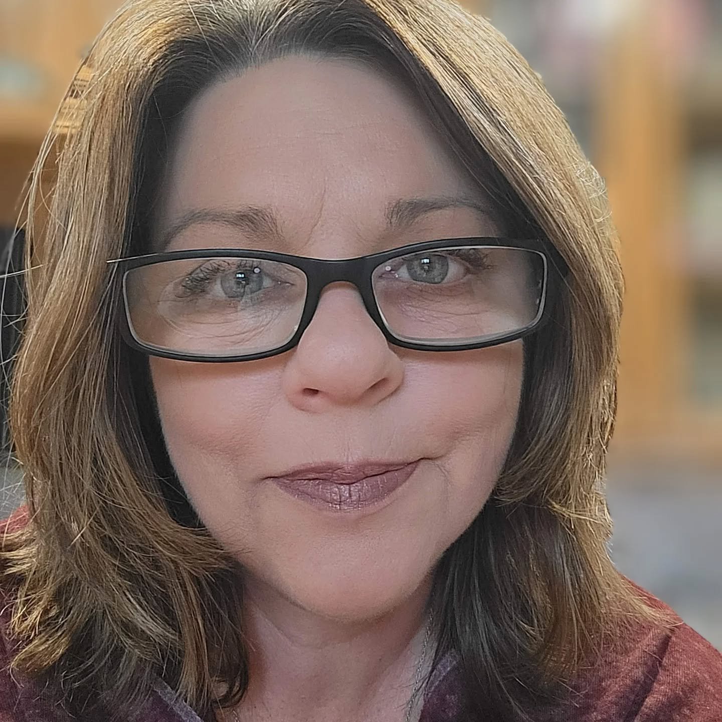 Everyone, meet Dawn! She will be assisting at the front desk in the afternoons! Make sure to say hi at your next adjustment!
More from Dawn:
Who am I? I would say, to describe me, I would have to do so in light of my family. There's so much caring an