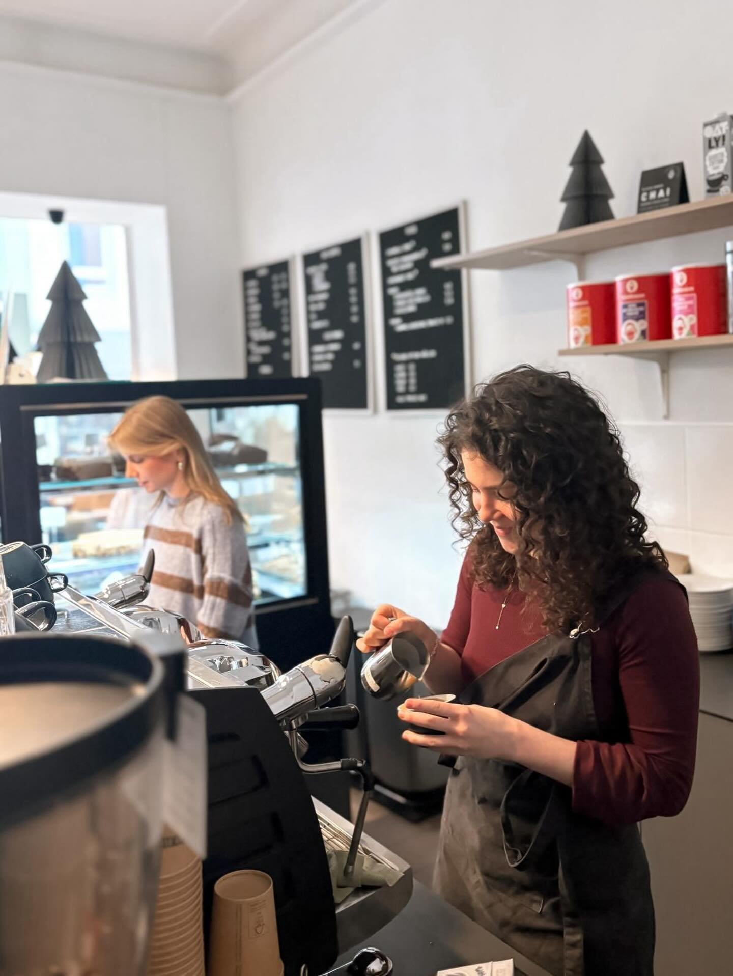 Endlich Wochenende. Kommt vorbei und holt euch einen richtig guten Kaffee ☕️

&mdash;&mdash;&mdash;&mdash;&mdash;&mdash;&mdash;&mdash;
MERCY Unterbilk 
Sa // 8.30&ndash;18 Uhr
So // 8.30-18 Uhr 

MERCY Flingern 
Sa // 8.30-18 Uhr
So // 9.30-18 Uhr 

