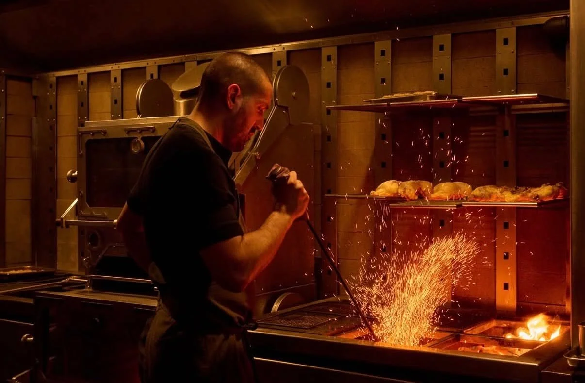 @sacha_maric @tipsternyc did and amazing job capturing @baena_fernando do his fire magic at @ilisnyc 🔥