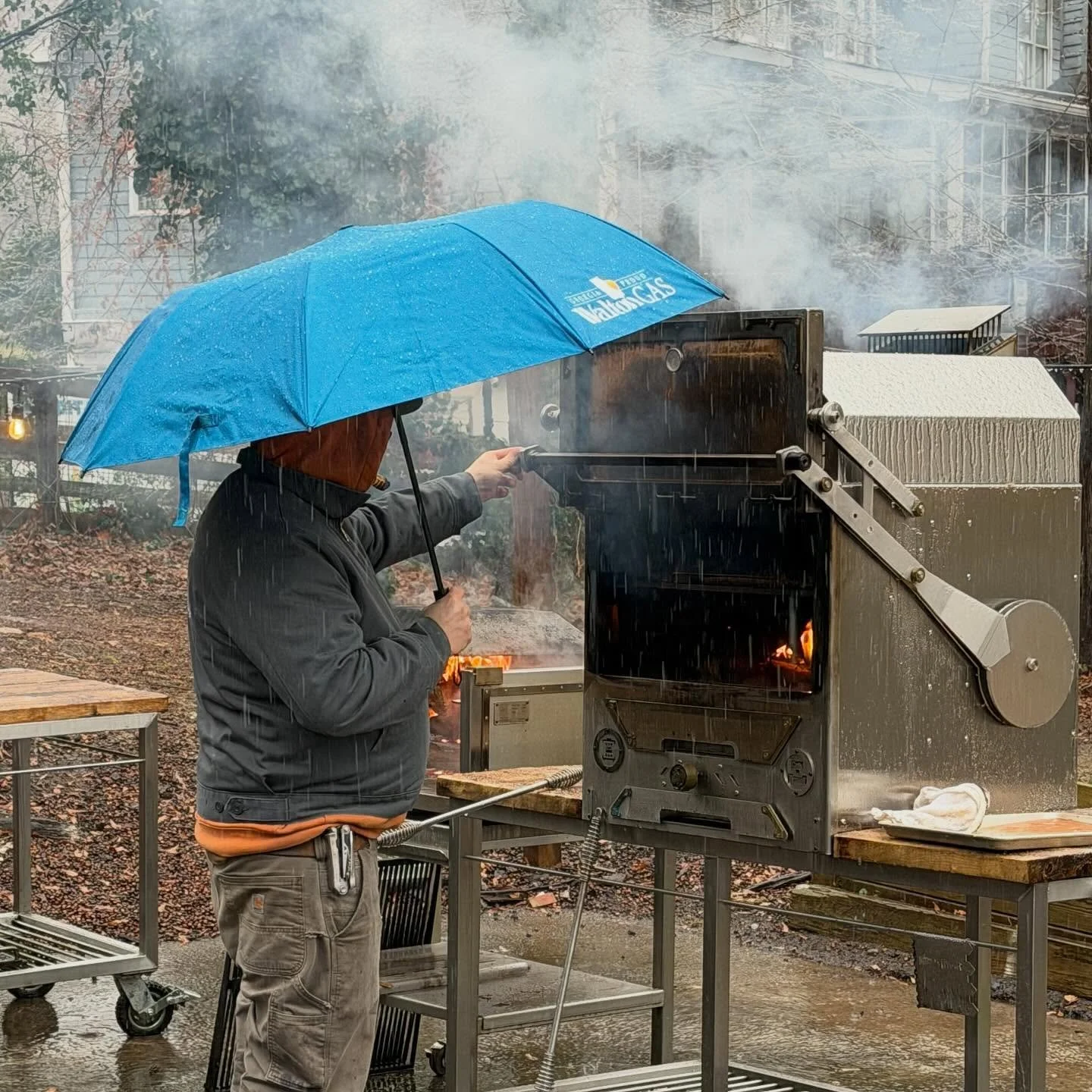 Ice rain, umbrellas and ribs&hellip;. We&rsquo;ll get dinner whether the power goes down or not🔥🔥