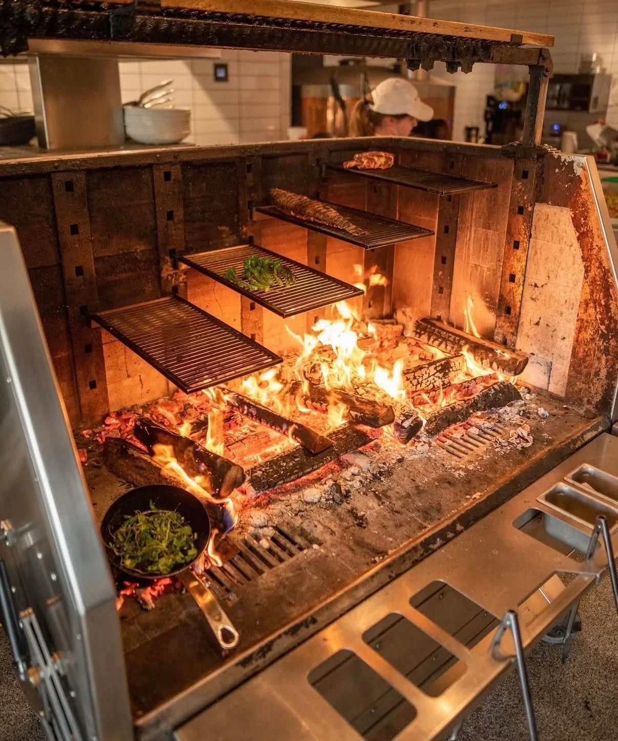 Most grills look the part.
Few actually perform under fire.

Ours are built to recover faster, burn hotter, and adapt to your menu, not limit it.
Copied by many.
Matched by none.

DM today for more information and to book a consultation.

Fully ETL C