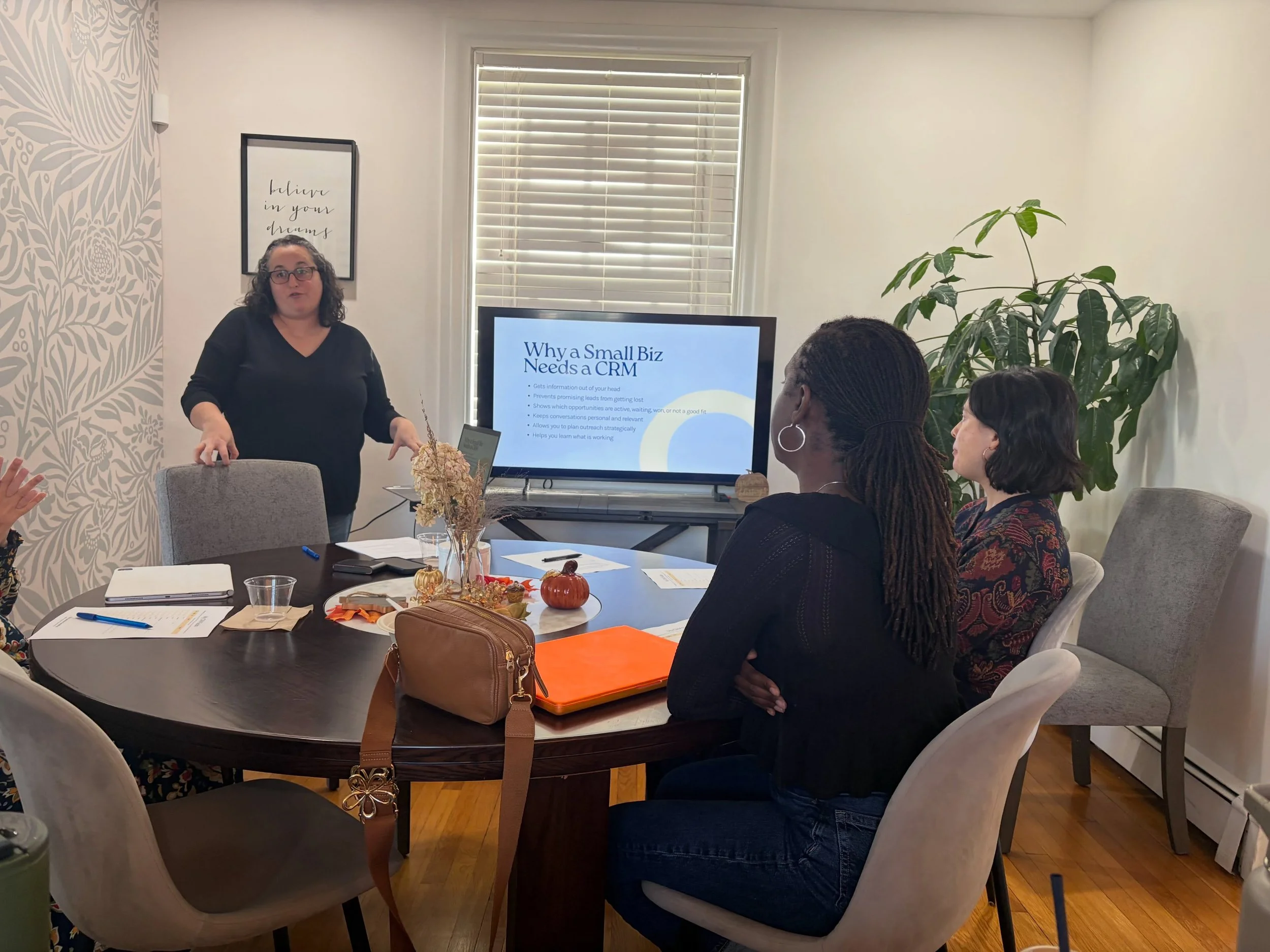 Two women-focused networking and learning opportunities yesterday = full-hearted Laura. Solopreneurship can be lonely, so the Lunch and Learn with @nawborichmond and @opswithrebecca followed by the @wibrva Serendipity meet up gave me some lovely inte