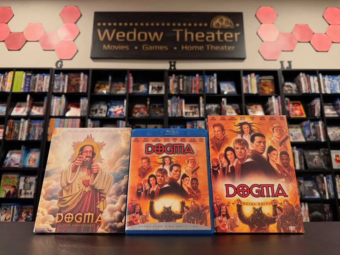 Collectors know that the Dogma Blu-ray is one of the most sought after discs. This week the 4K SteelBooks from @lionsgate finally released. I&rsquo;m keeping the 4K, Blu-ray and DVD in the collection. @thatkevinsmith