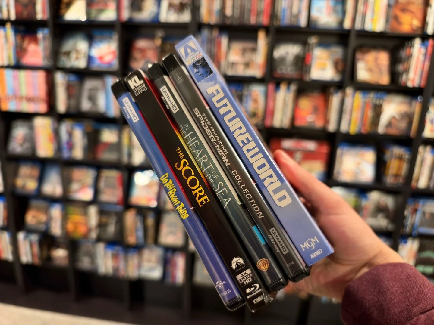 New pickups just landed at Wedow Theater 🎬

Futureworld is a brand new release from @arrowvideo, and I'm really excited to finally watch it. I loved Westworld but somehow never saw the sequel, so this one's going in the player soon.

Also joining th
