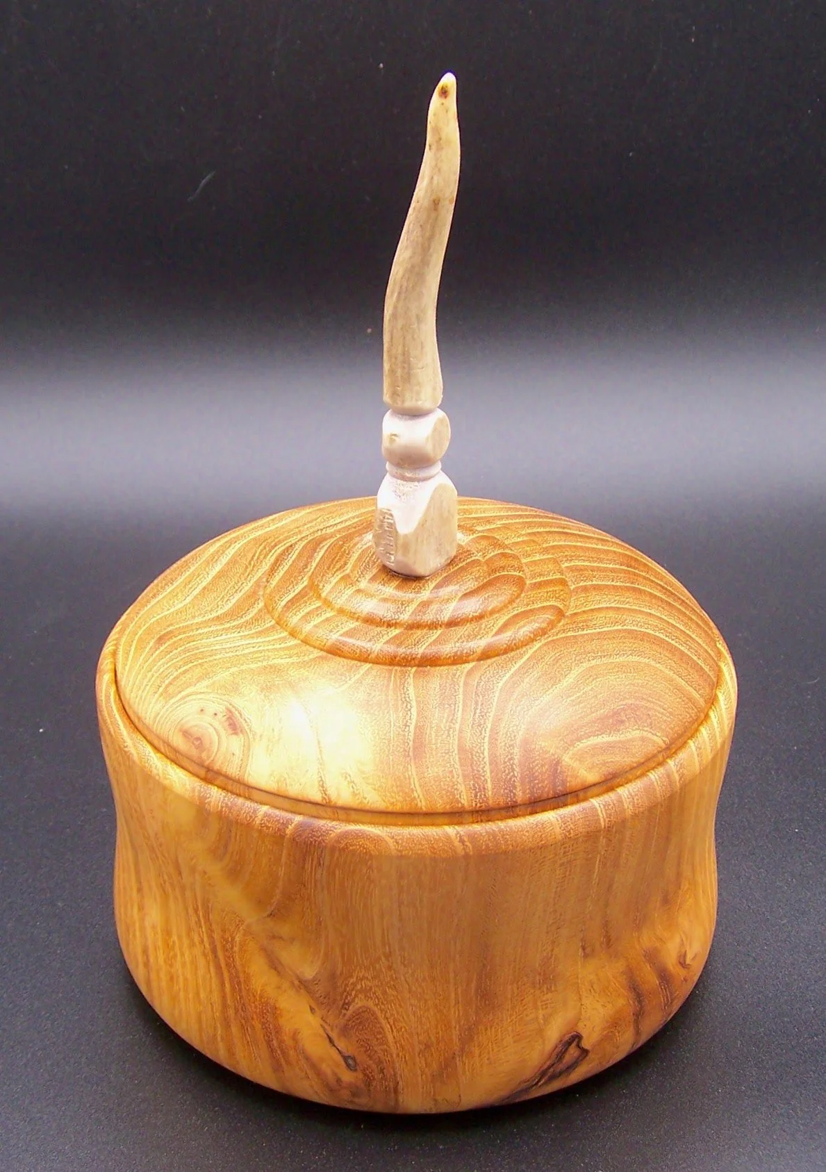 4 in Honey Locust and Antler tiered box_front.jpg