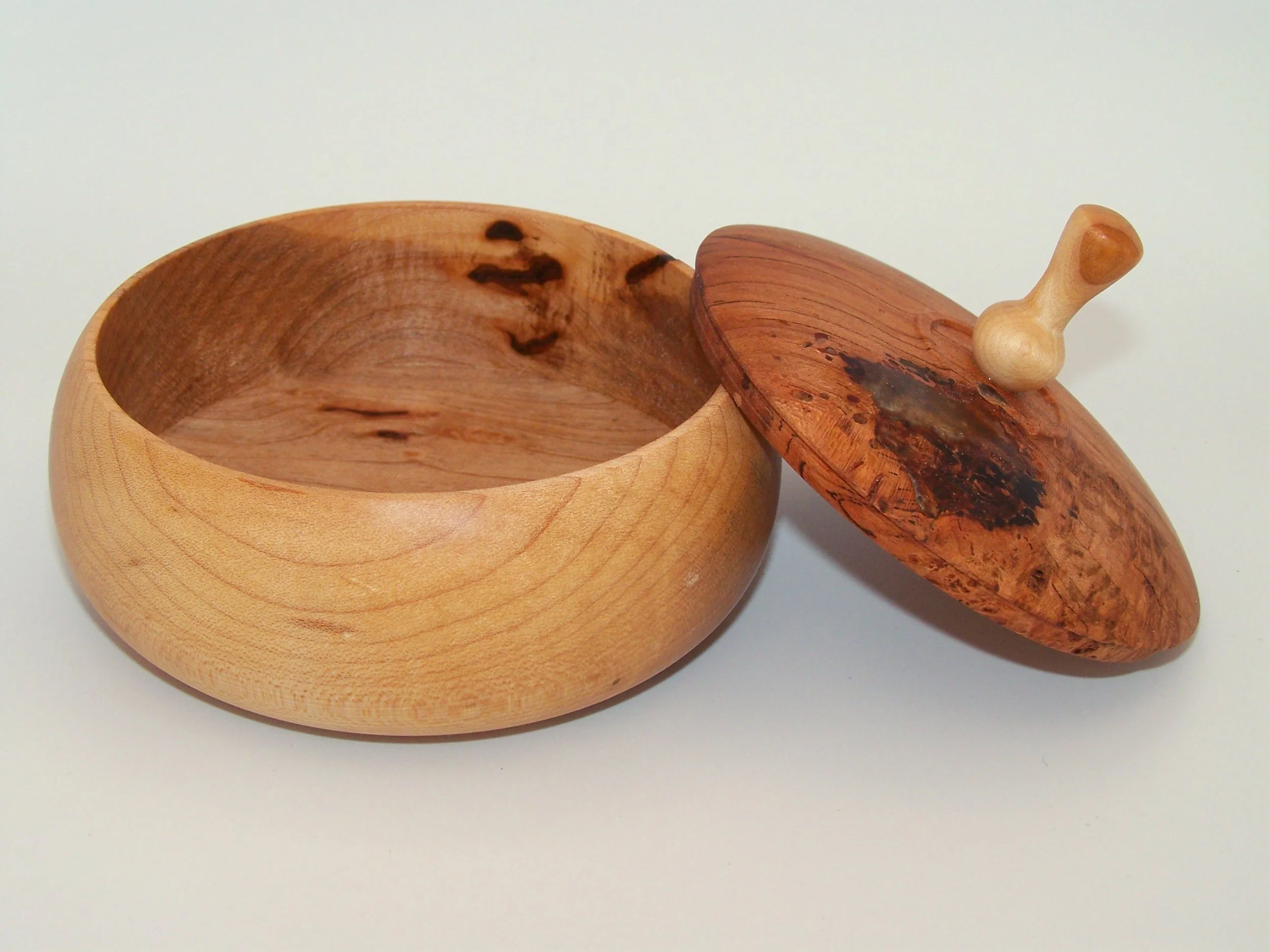 5.5 in Maple burl and resin box_open.JPG