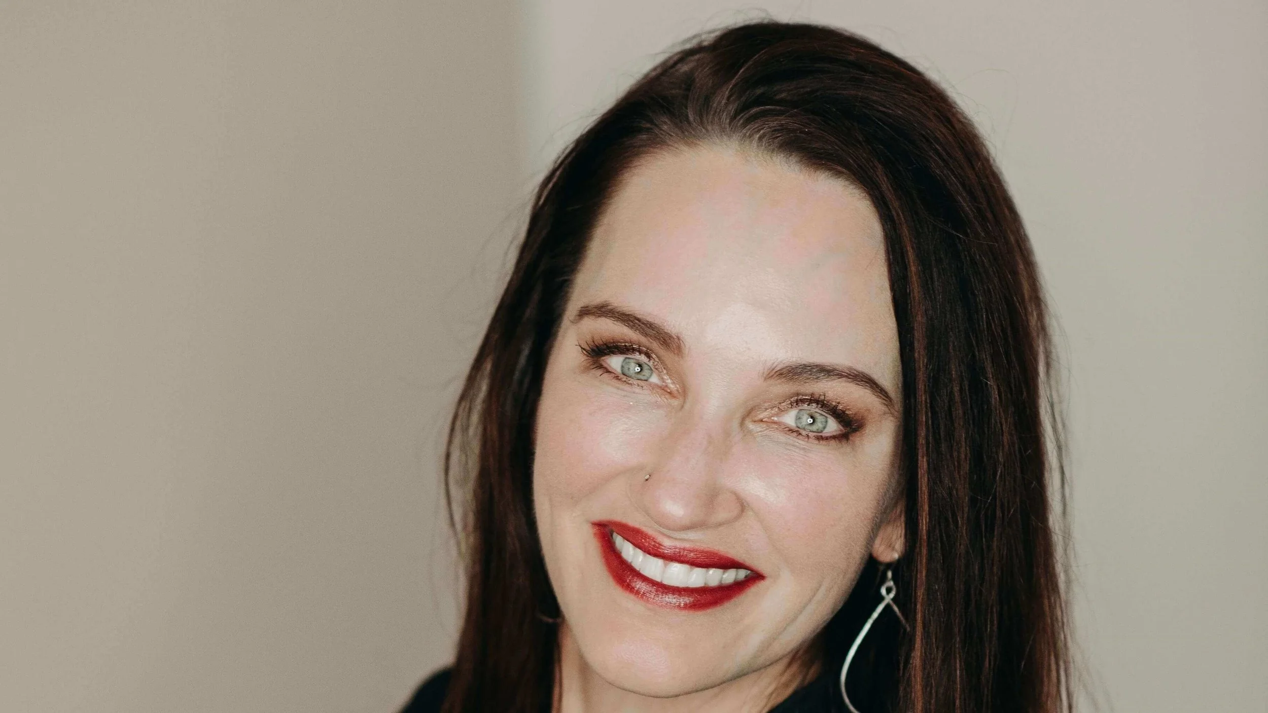 Join Dr. Alison Tendler on a tour of ART Vision and ART Surgical