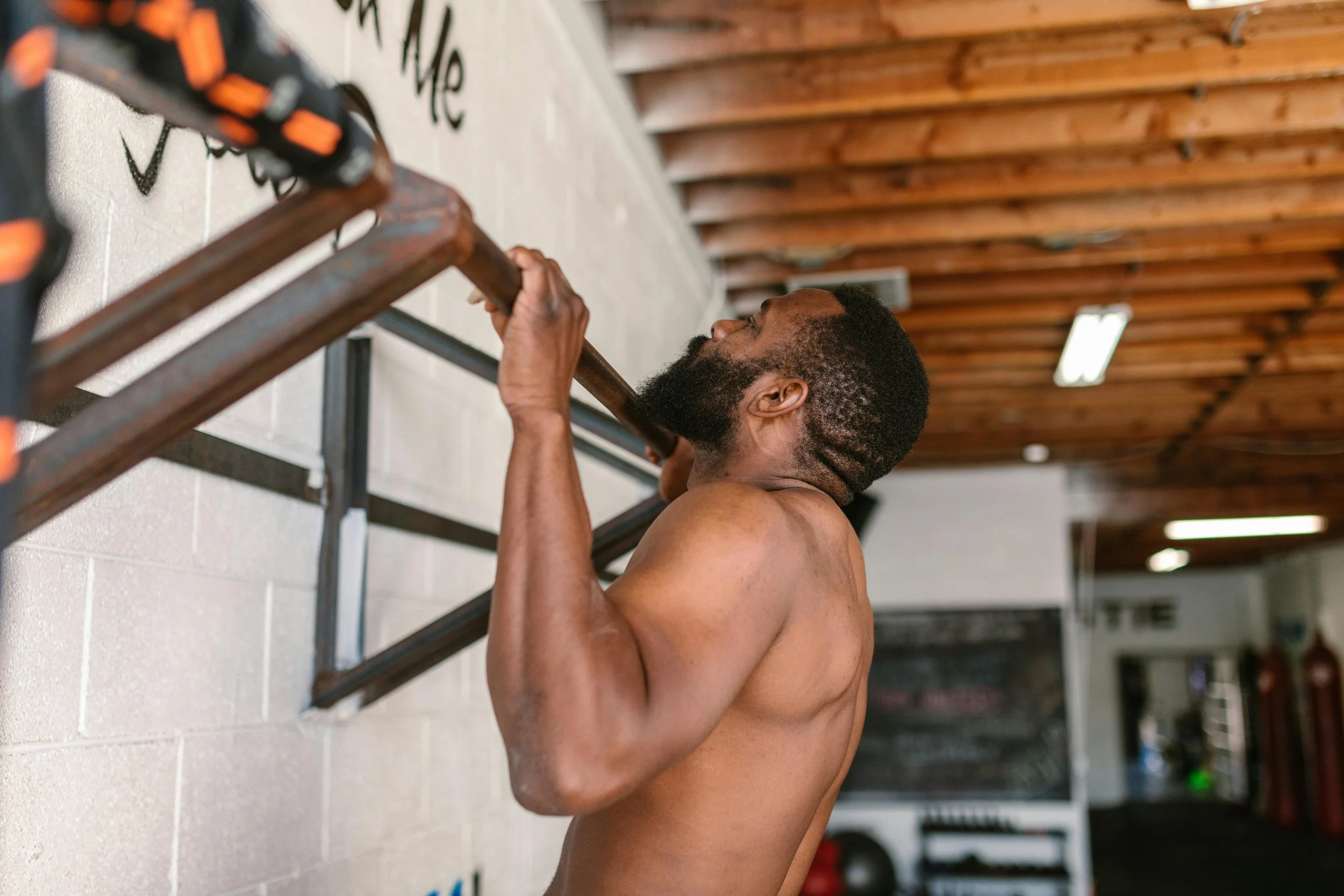 Why you should (almost) never hangboard or do pull ups at body weight