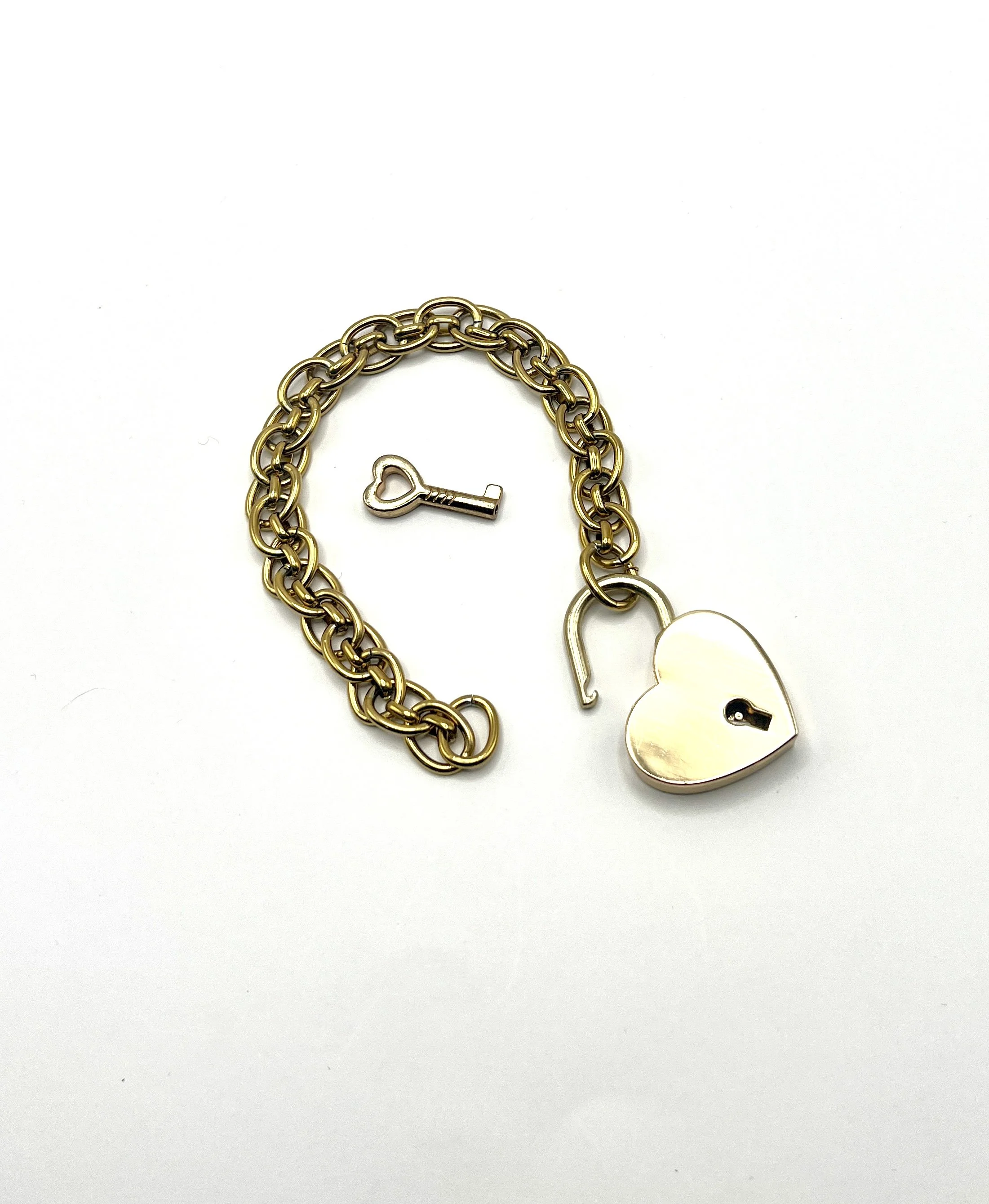 Chunky padlock-heart bracelet