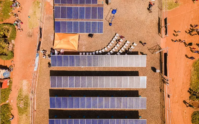 Solaire en Afrique subsaharienne : chaleur, poussière et défis techniques menacent l’énergie du futur