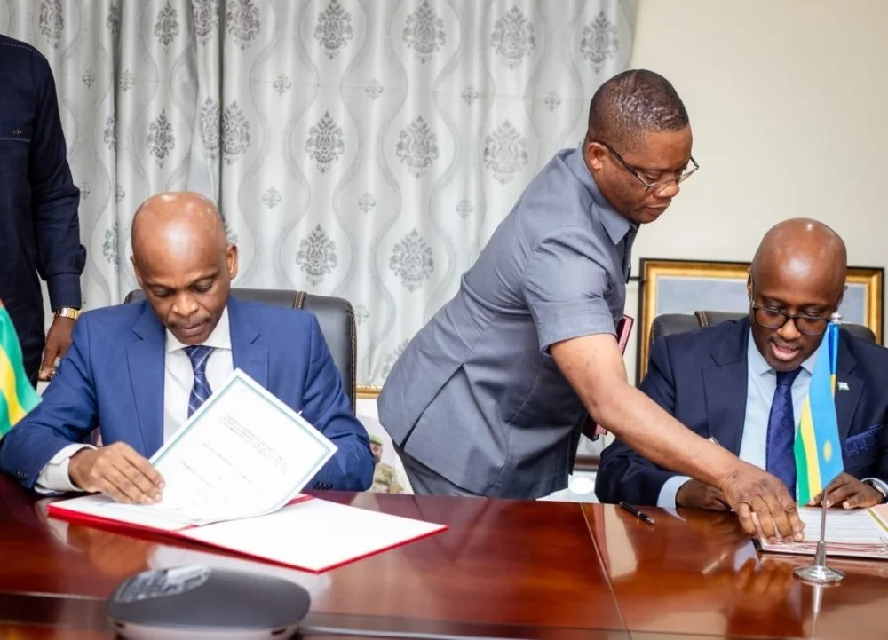 Le Togo et le Rwanda suppriment les visas : opportunités économiques, diplomatiques et régionales