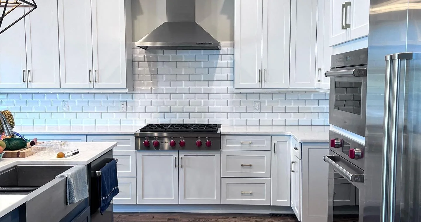 Classic Transitional Kitchen Kitchen Remodel by EMI Master Finishers project photo