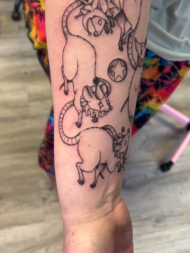 @max04art made these cuties custom! #tattoos #tattoo #tattooideas #newtattoo #co #foco #nock #csu #unc #colorado #fortcollins #fortcollinscolorado #coloradoartist #coloradotattooartist #fortcollinsartist #fortcollinstattooartist #coloradostateunivers