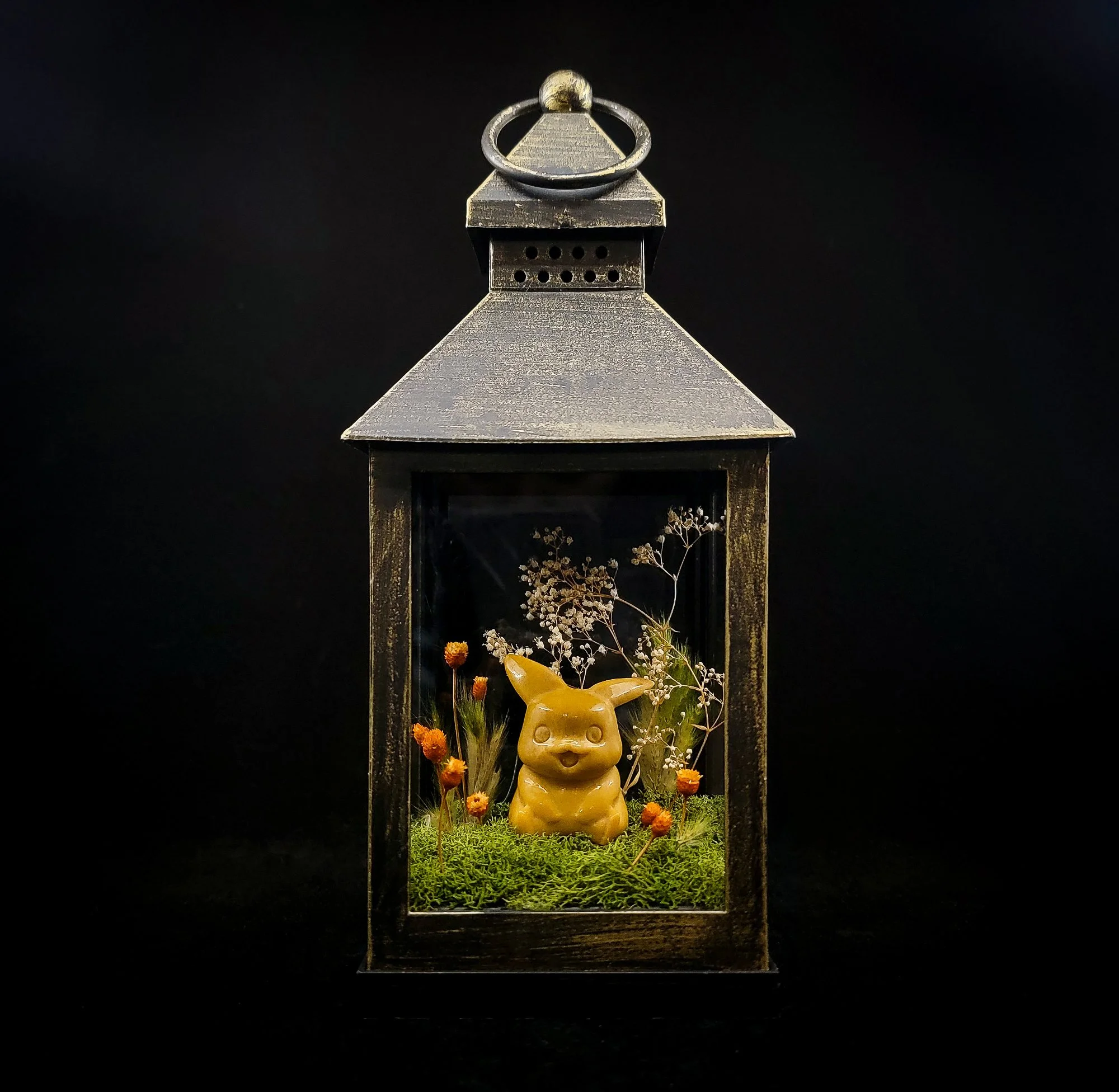 Crystal Lantern Display