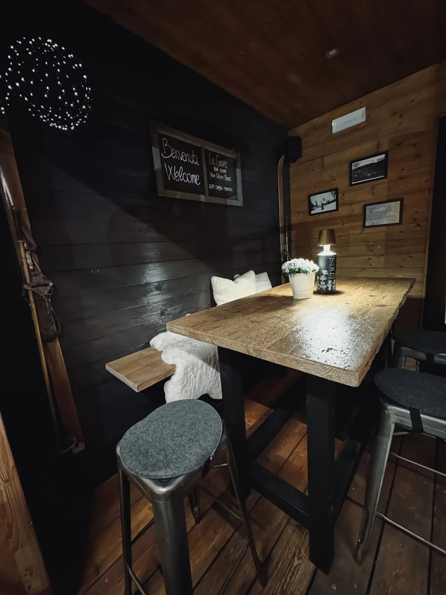 Cozy vibes nel nostro nuovo angolino 🤍❄️

#legiarefolgaria #youralpinebreak #alpecimbra #folgaria