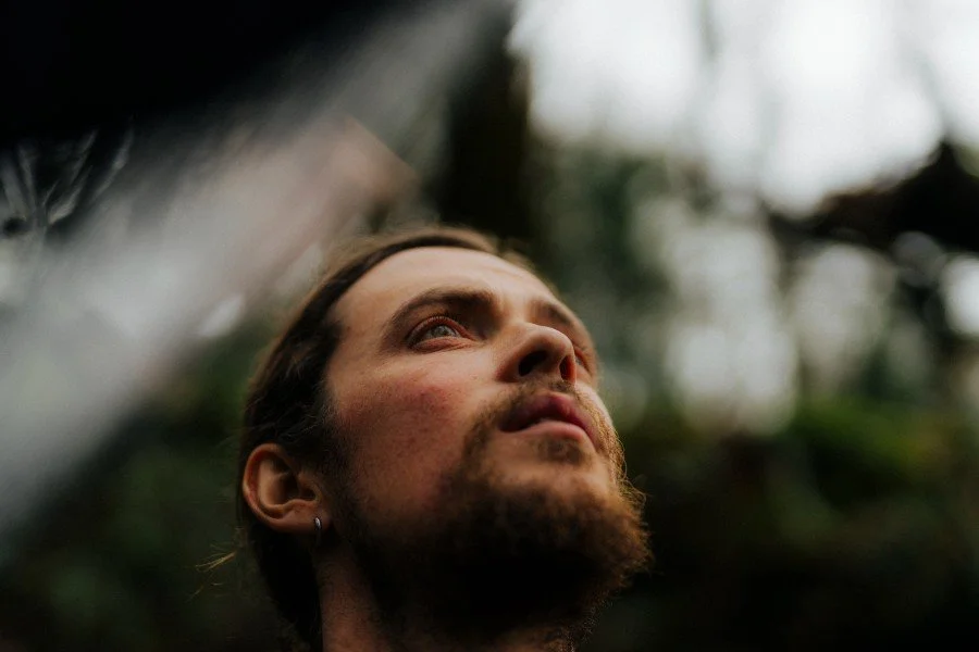 🐦 Have you ever wondered what Ireland really sounds like?

Join wildlife sound recordist Se&aacute;n Ronayne for an unforgettable evening of storytelling and extraordinary recordings gathered from across Ireland's wild landscapes.

From birds and wh